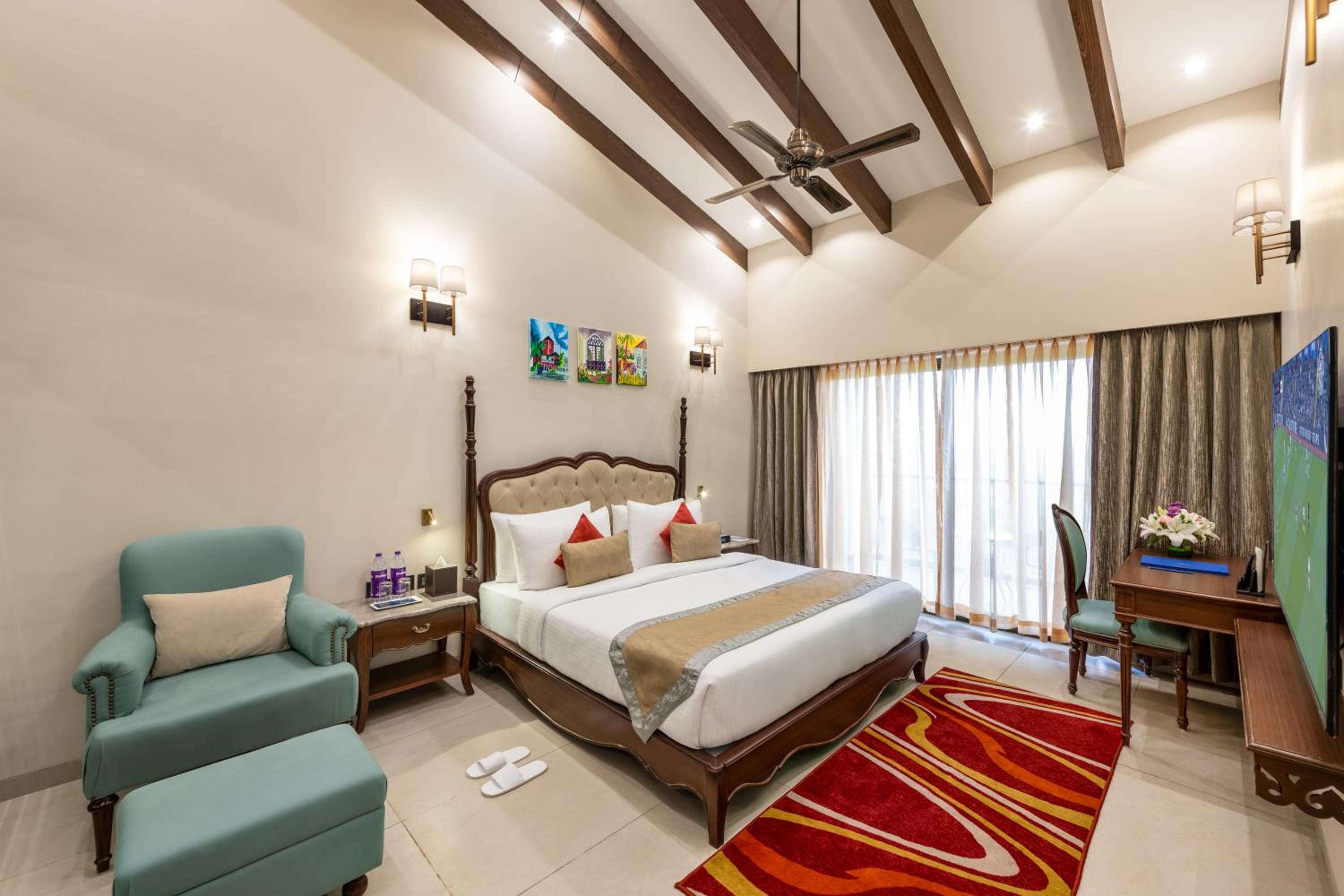 Golden Tulip Candolim, Goa view 5