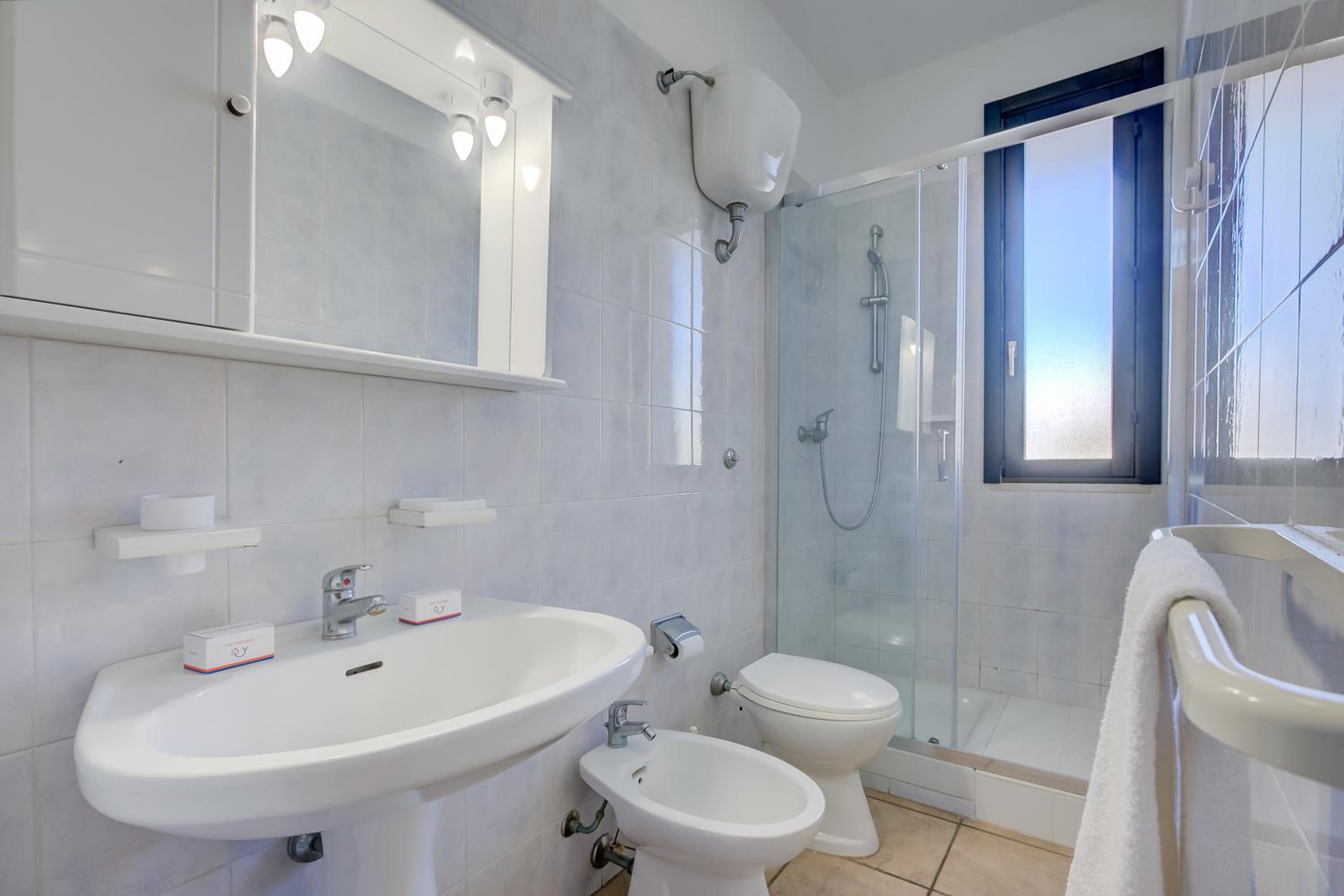 Villetta Dei Pini With Pool in Residence - Happy Rentals photo 2