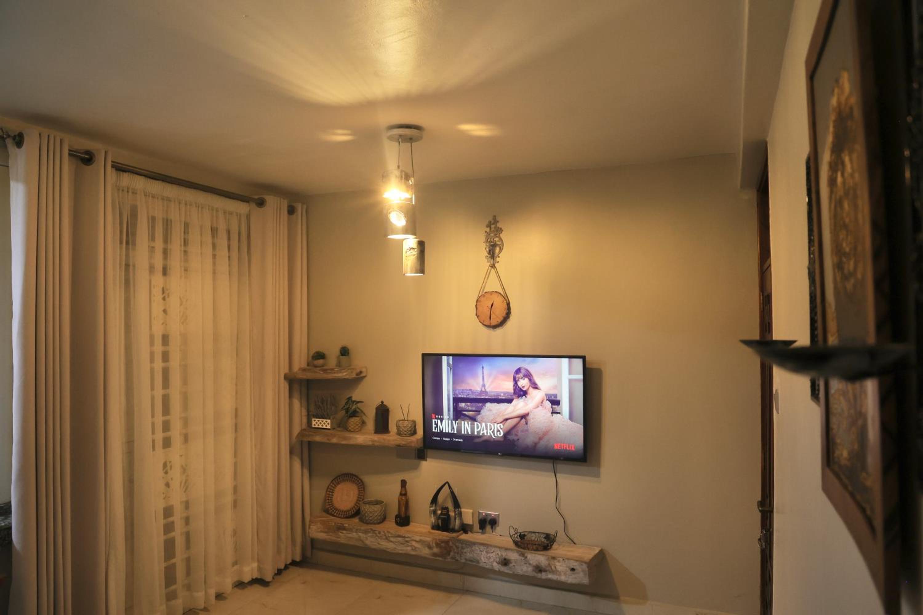 Nissi Residence