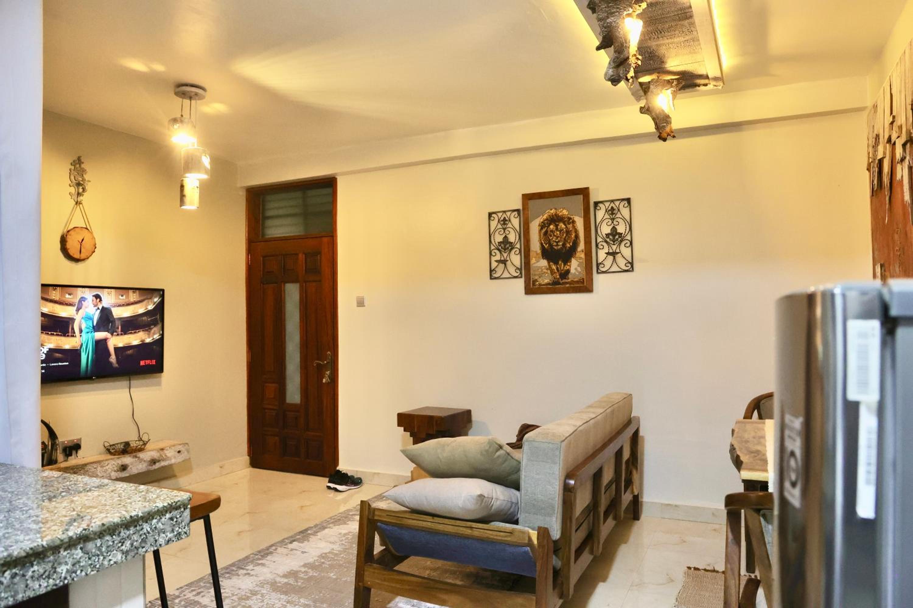 Nissi Residence
