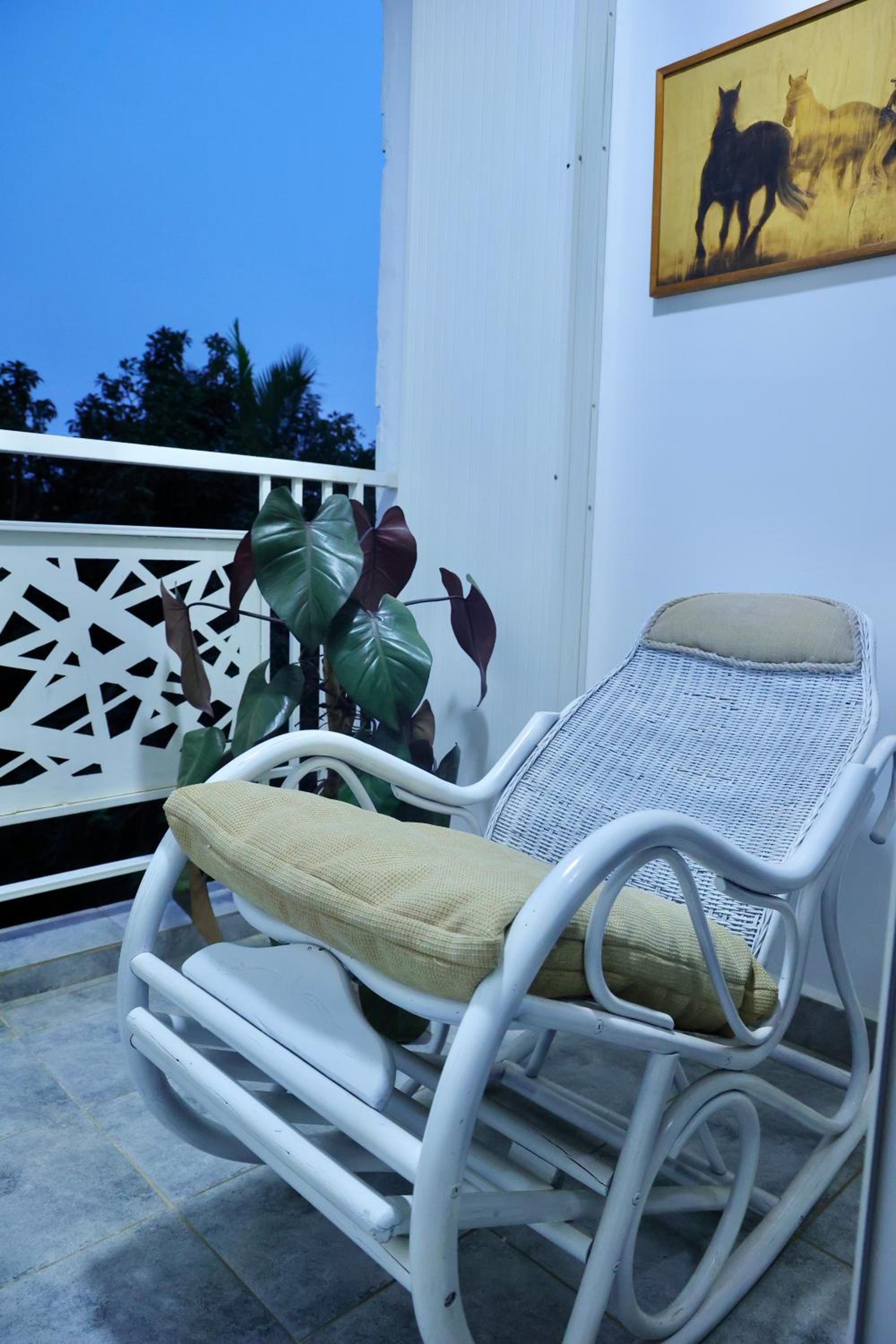 Nissi Residence