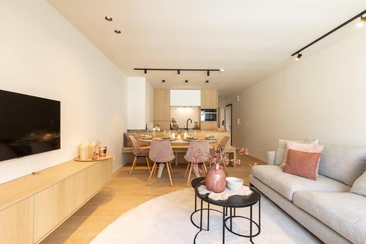 Huswell - Central located apartment with parking in Knokke