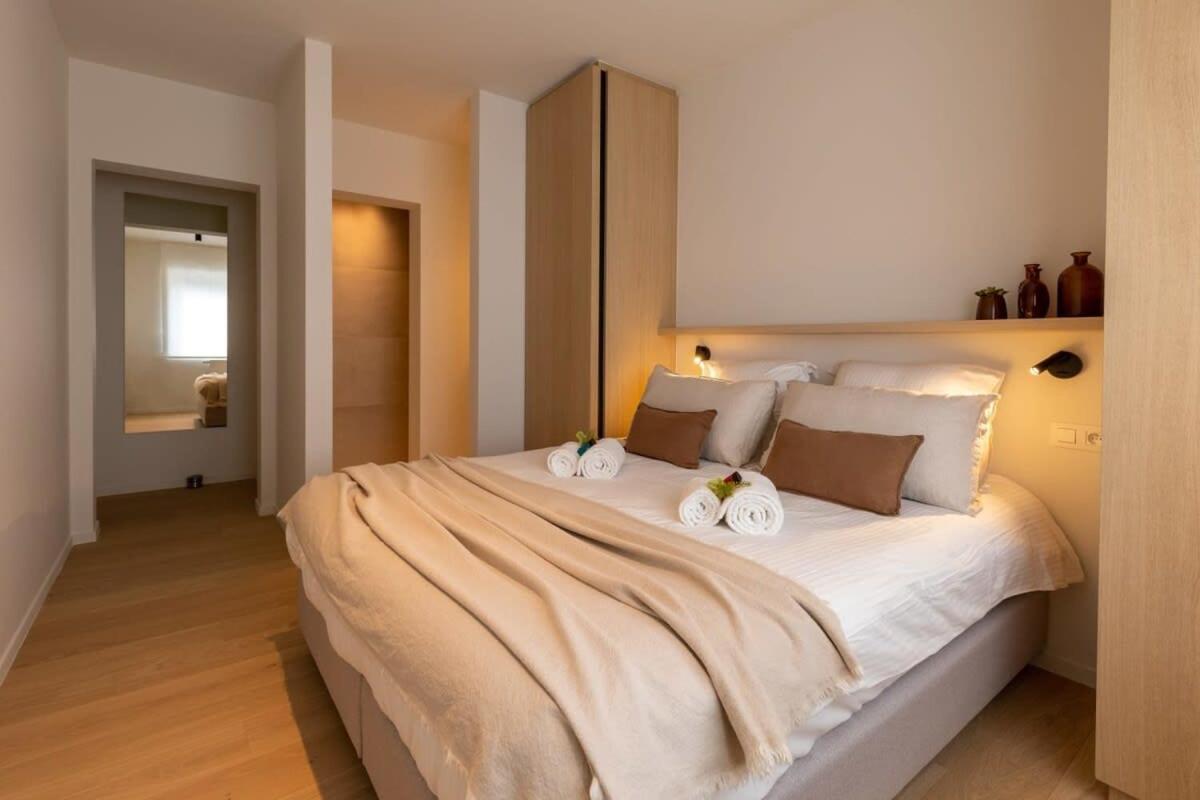 Huswell - Central located apartment with parking in Knokke