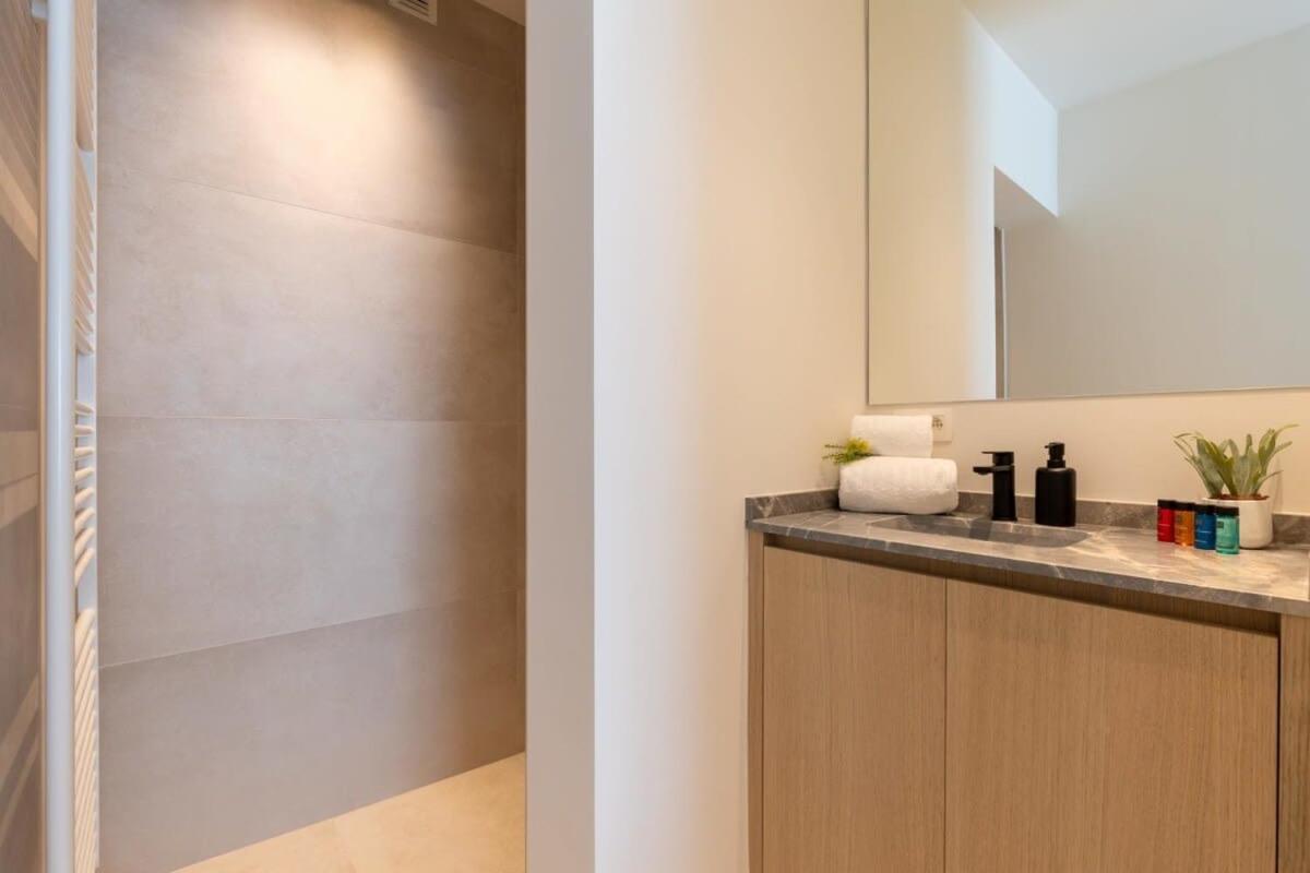 Huswell - Central located apartment with parking in Knokke