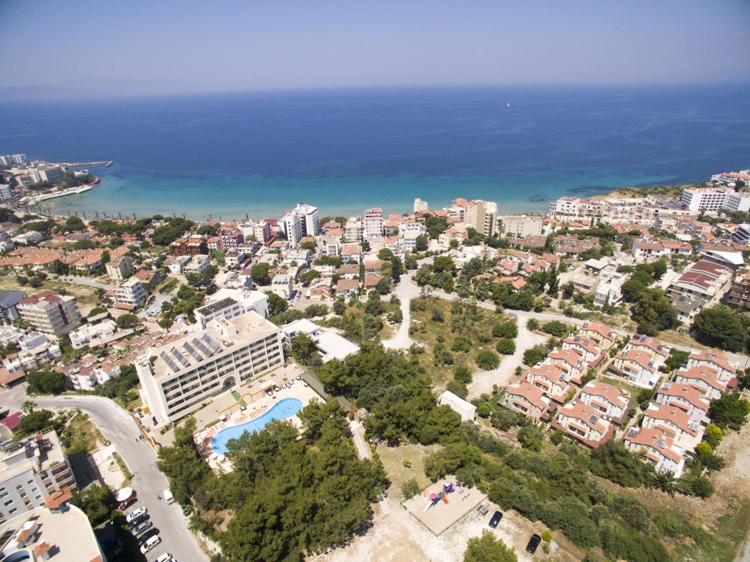 Tuntas Family Suites Kusadasi - Image 36