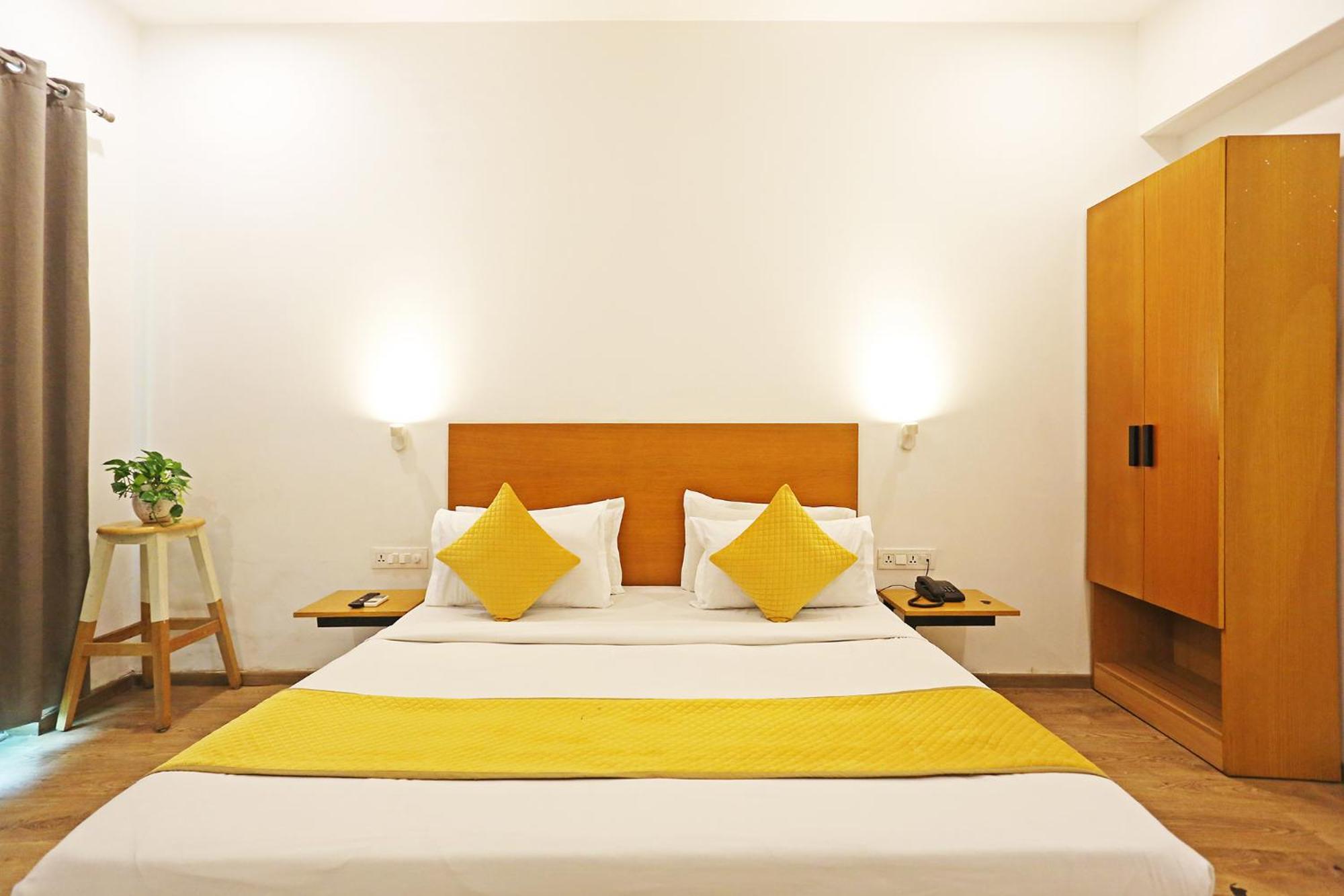 FabHotel The Runner