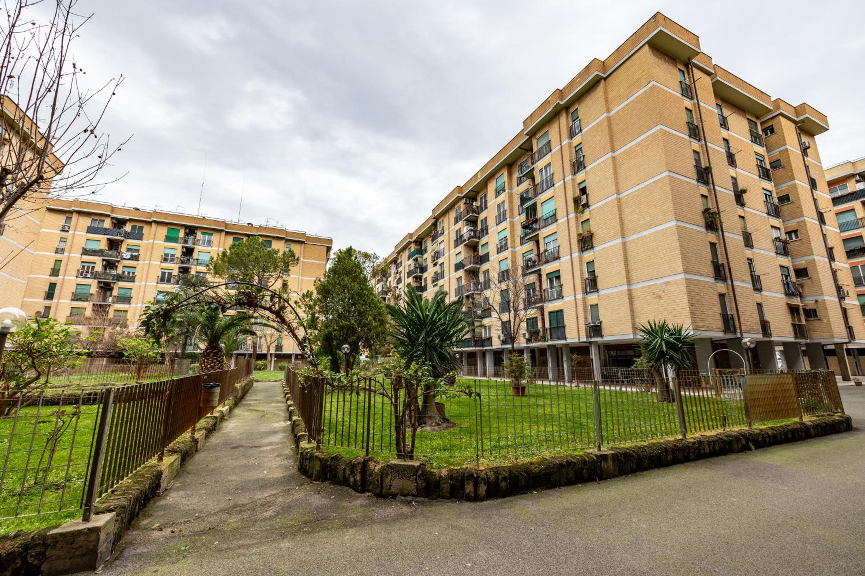 Big Apartment Rome Air Conditioning WIFI Netflix 90 MQ