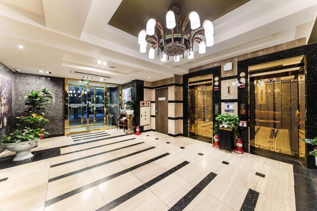 Kobos Hotel
