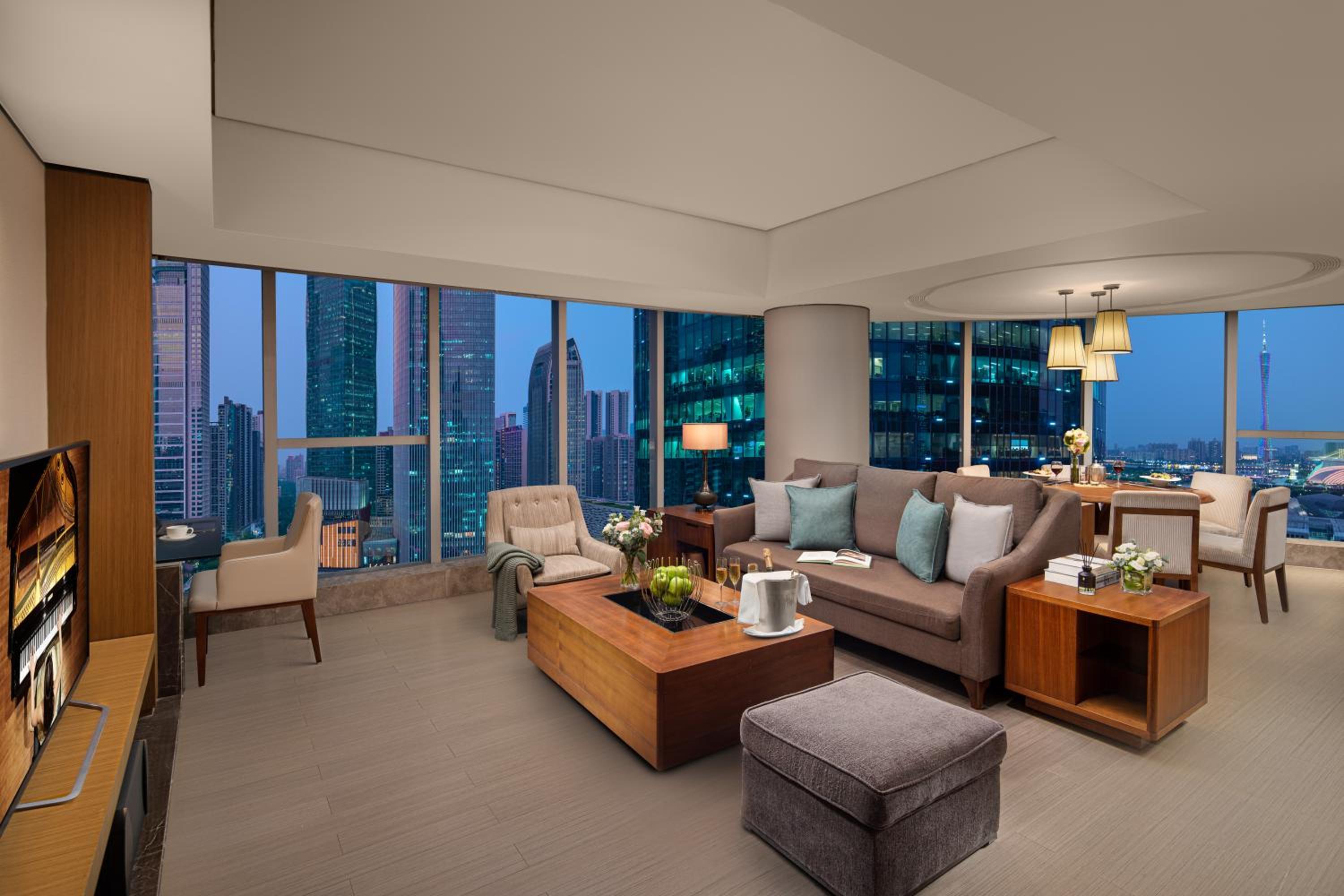 Ascott IFC Guangzhou - Free Shuttle Bus For Canton Fair