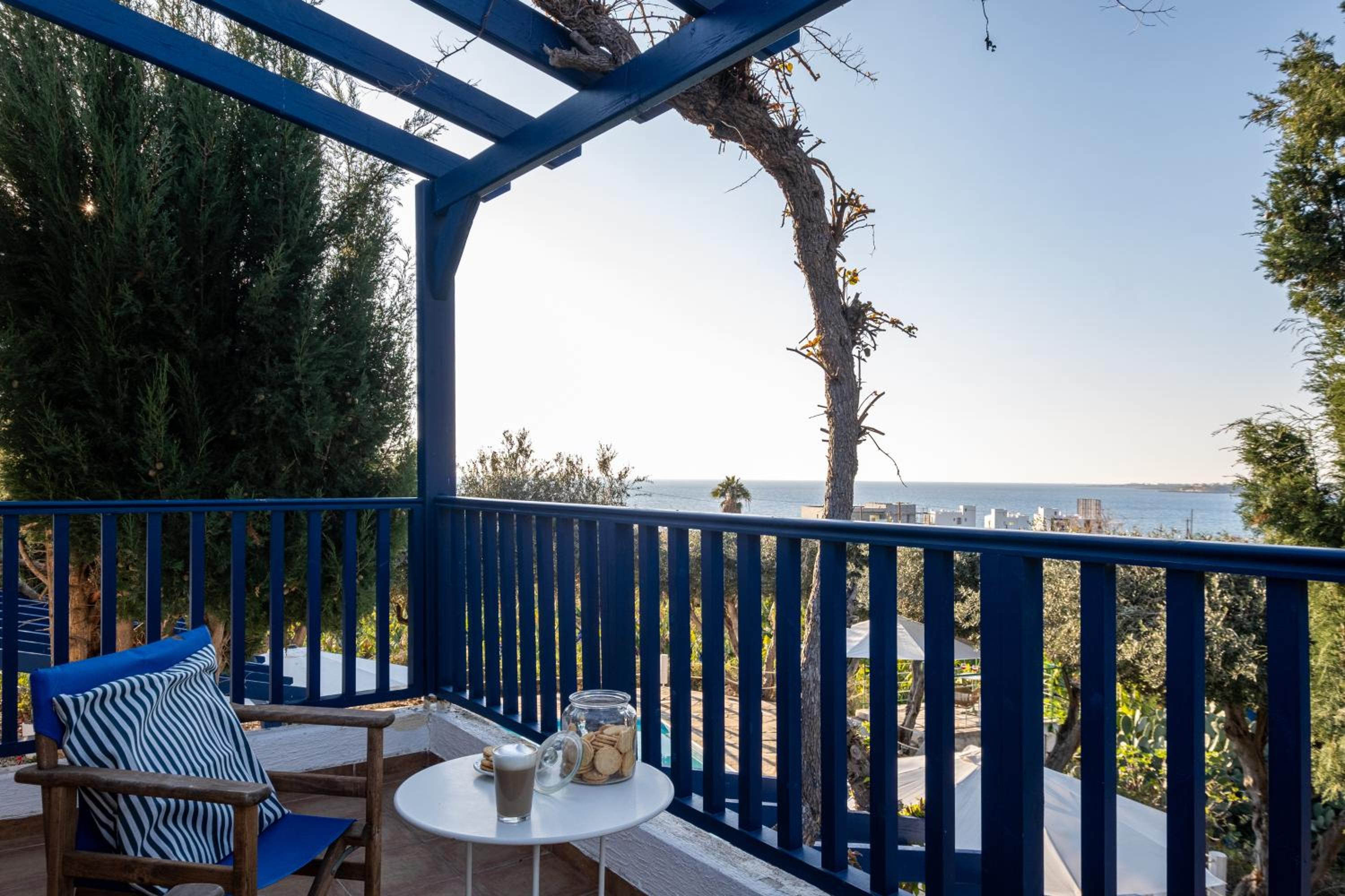 Blue Waves Villa by Nomads
