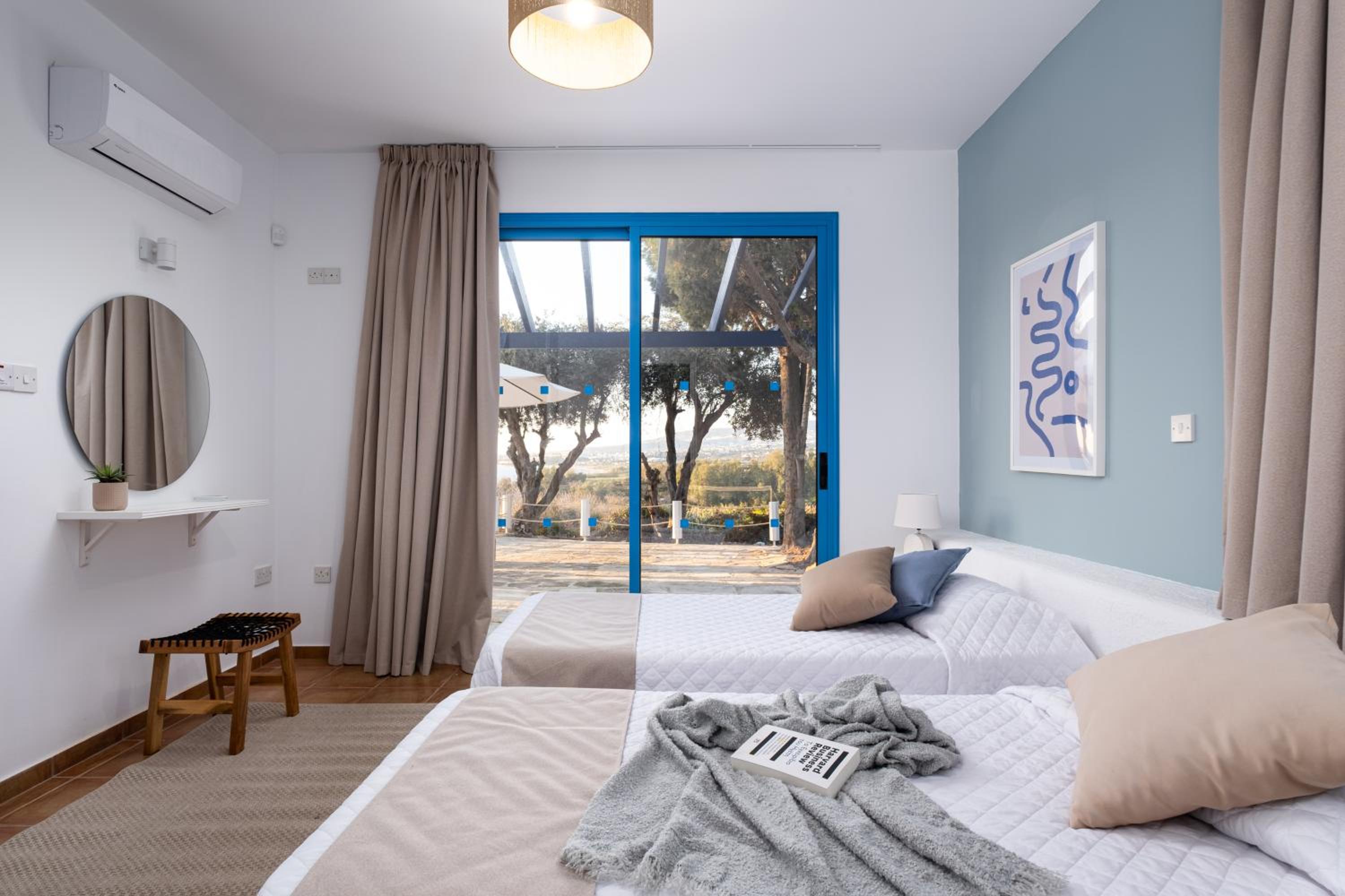 Blue Waves Villa by Nomads