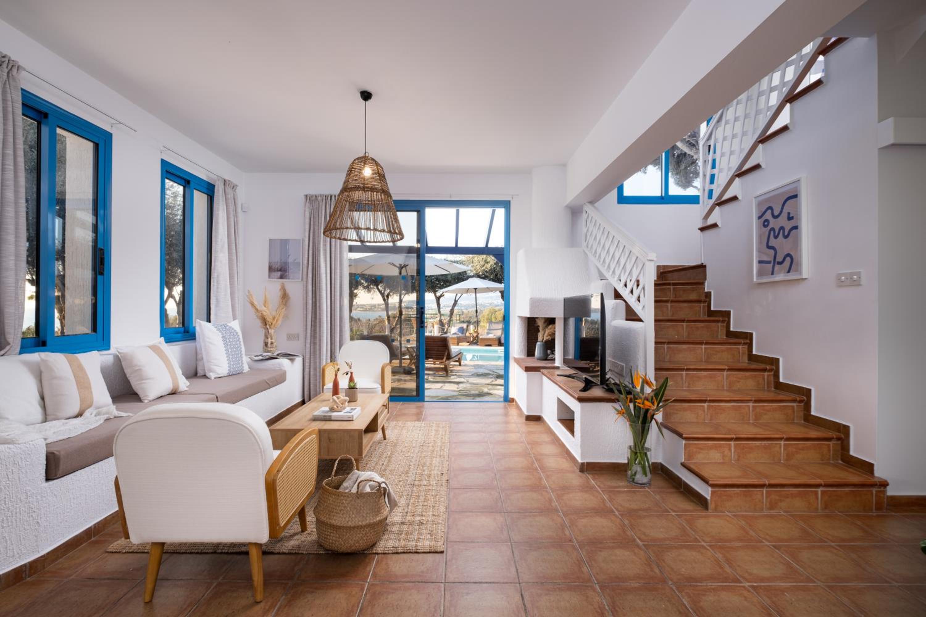 Blue Waves Villa by Nomads