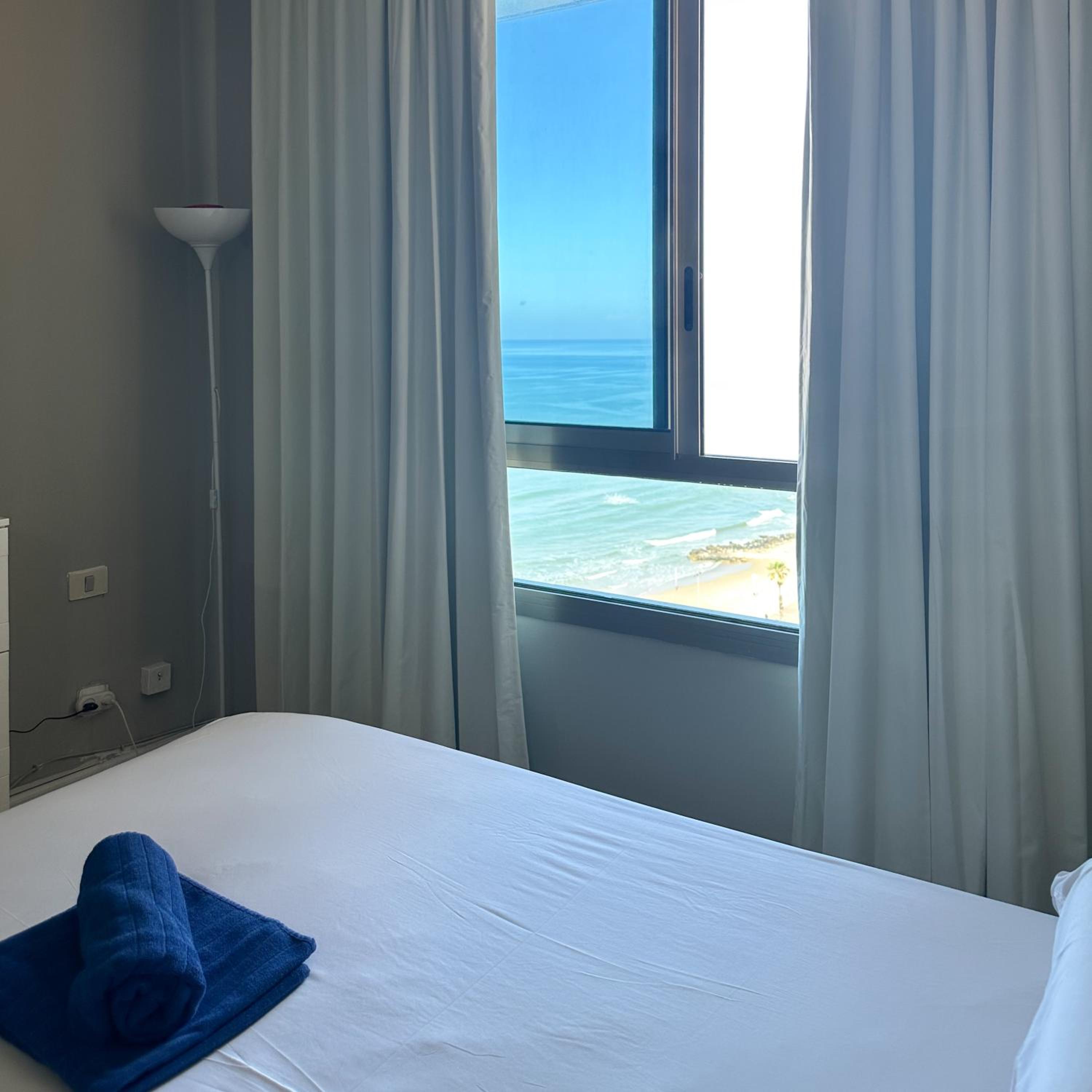 Haifa Almog Tower- "Blue Reef" Suite On The Sea view 4