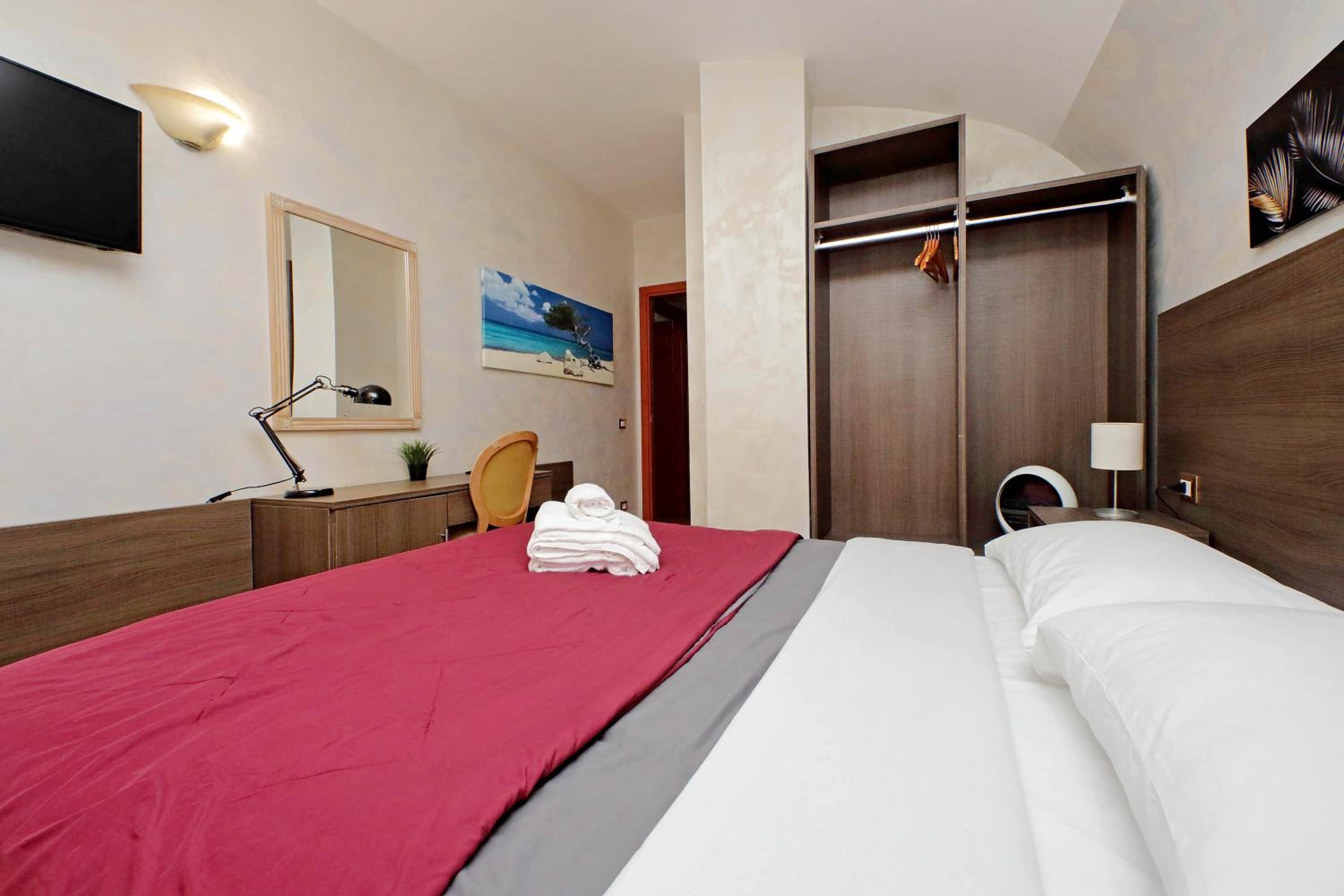 Gallery Home