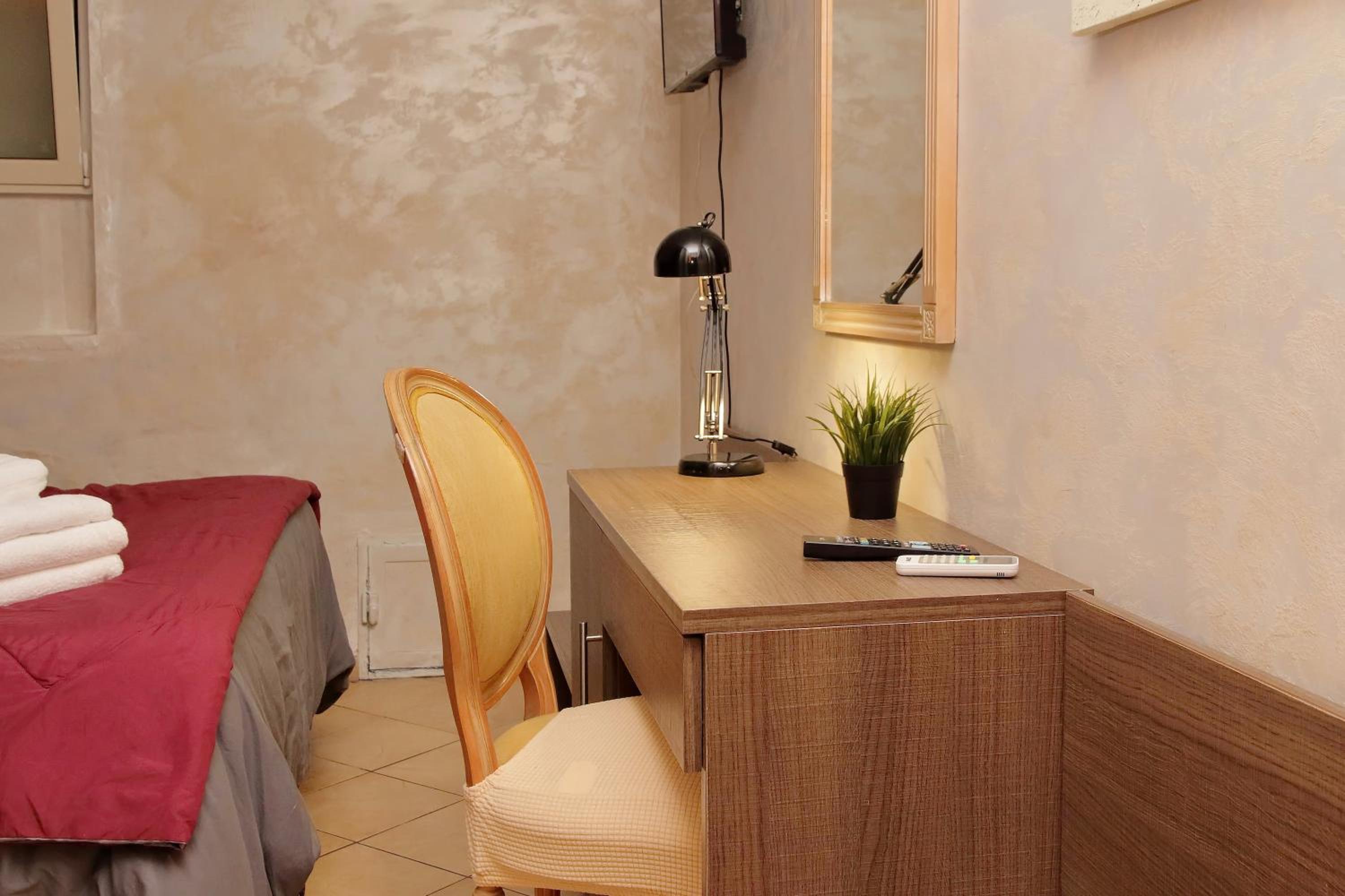 Gallery Home