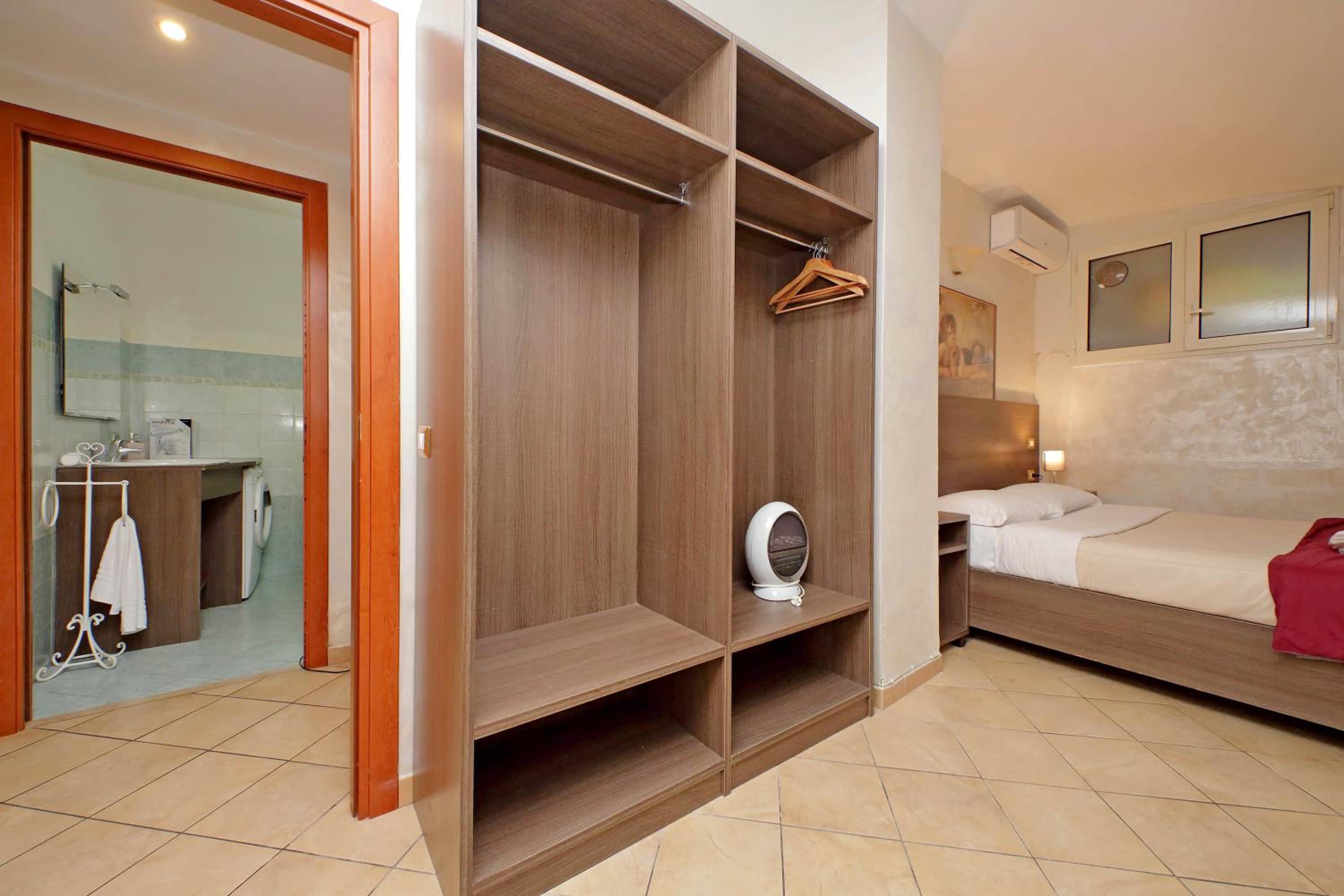 Gallery Home