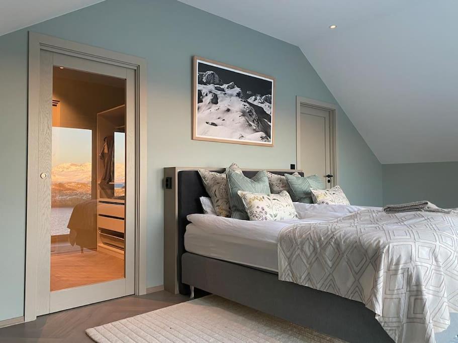 Villa Bluebird-Exclusive 5 bedroom 3 bathroom