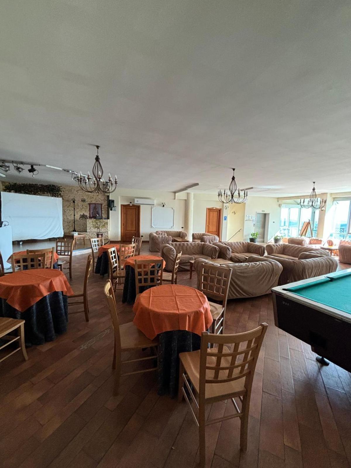 meeting & event spaces