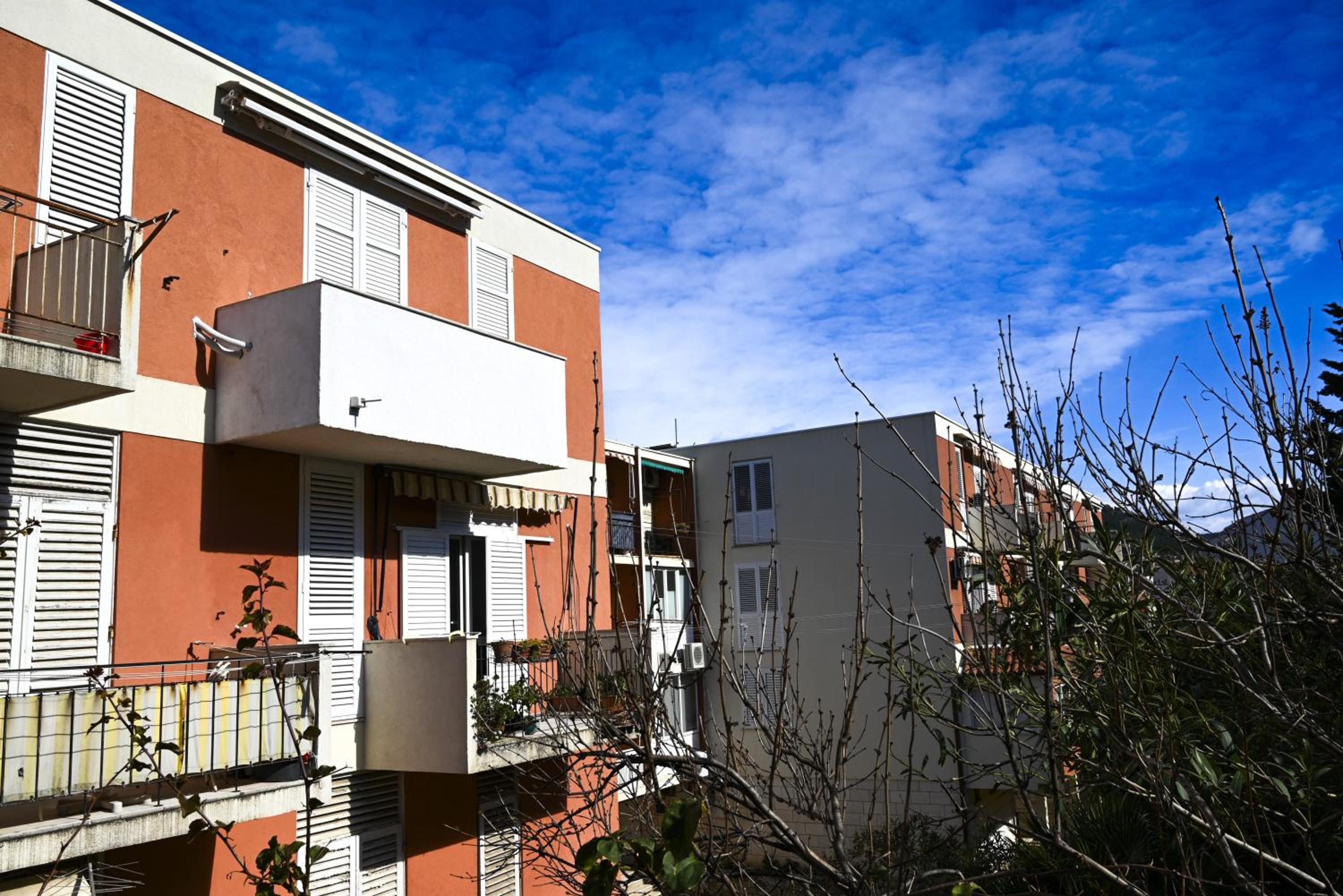 Apartment J&L