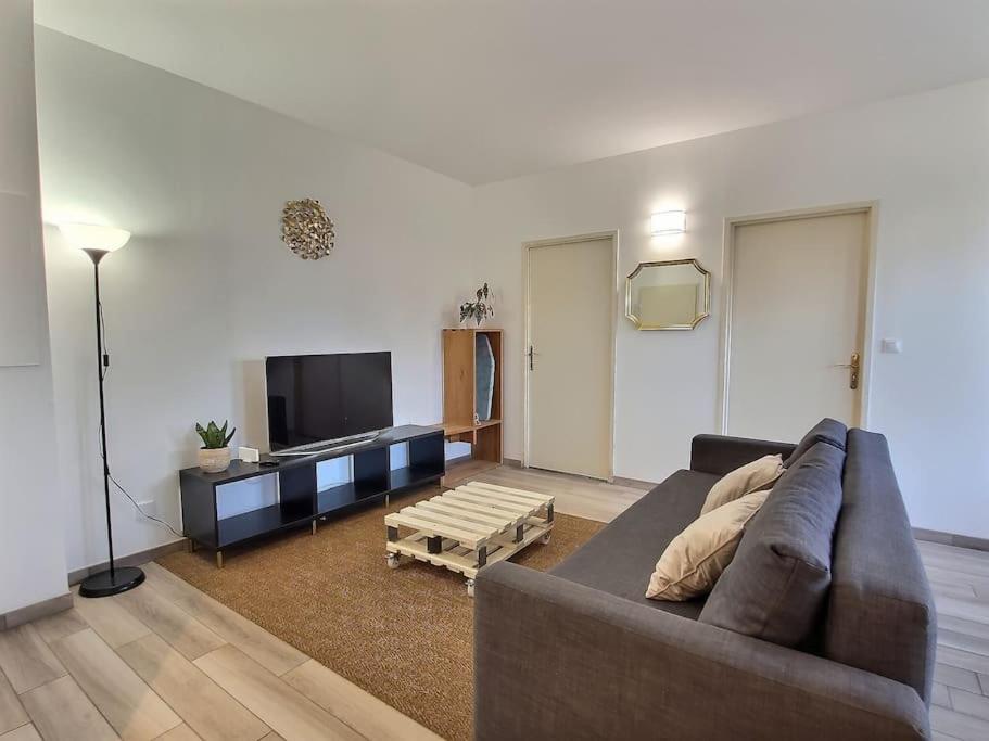 DisneyLand & Val D'Europe - 2 mins from Train Station - Cocon Garonne