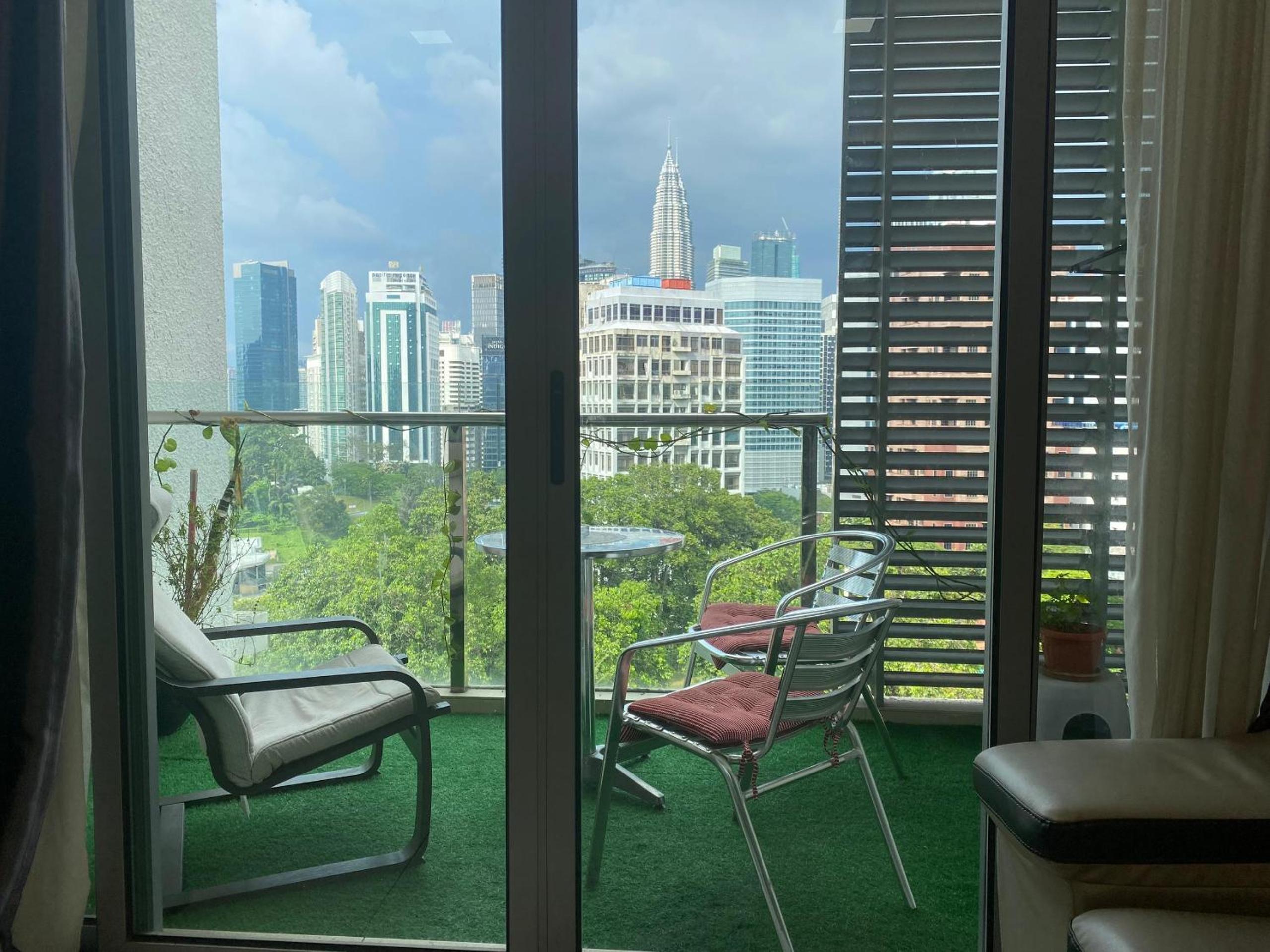 Nice three bedroom at suasana
