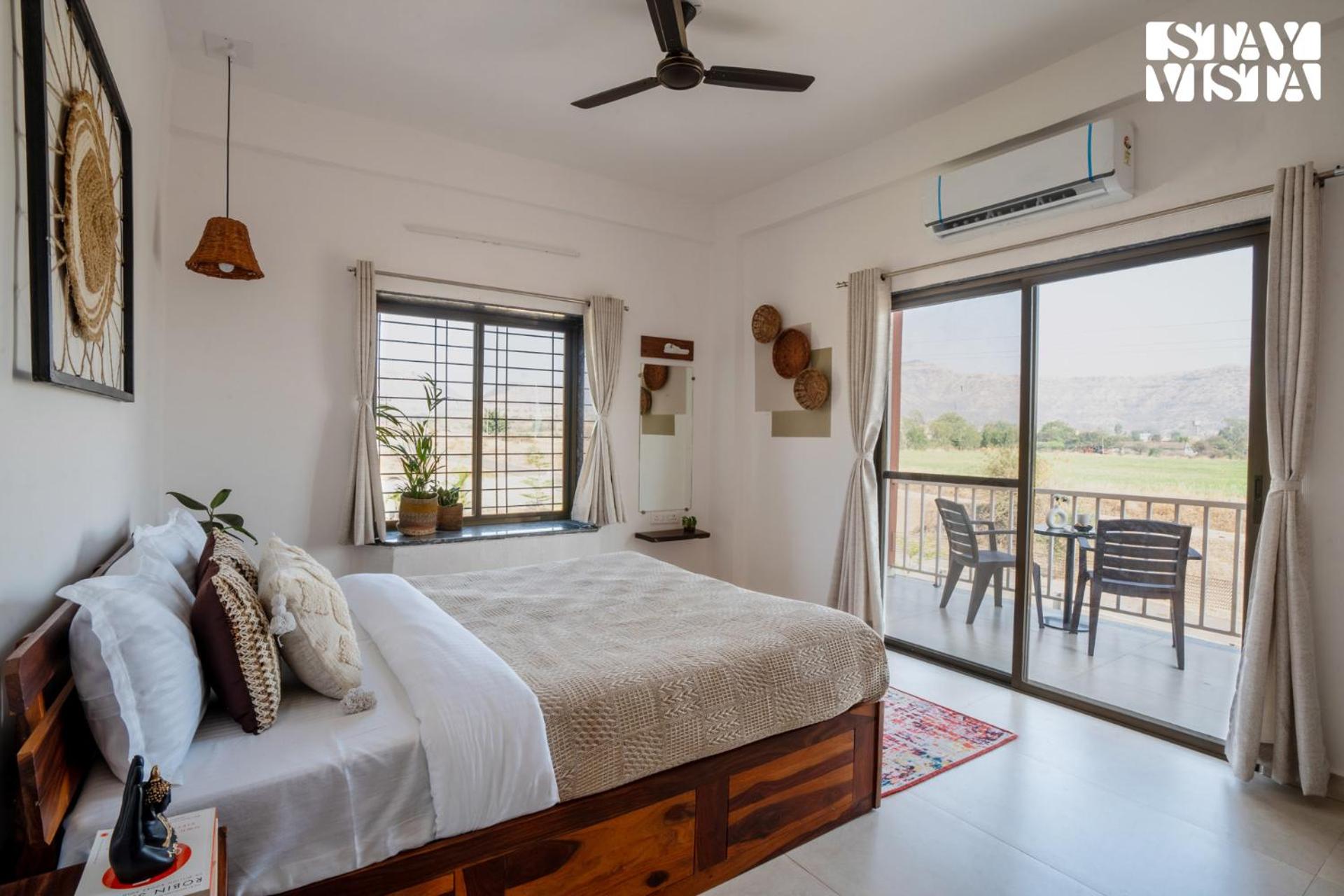 StayVista at Mangifera Agro Estate with Pool, Wi-Fi view 5