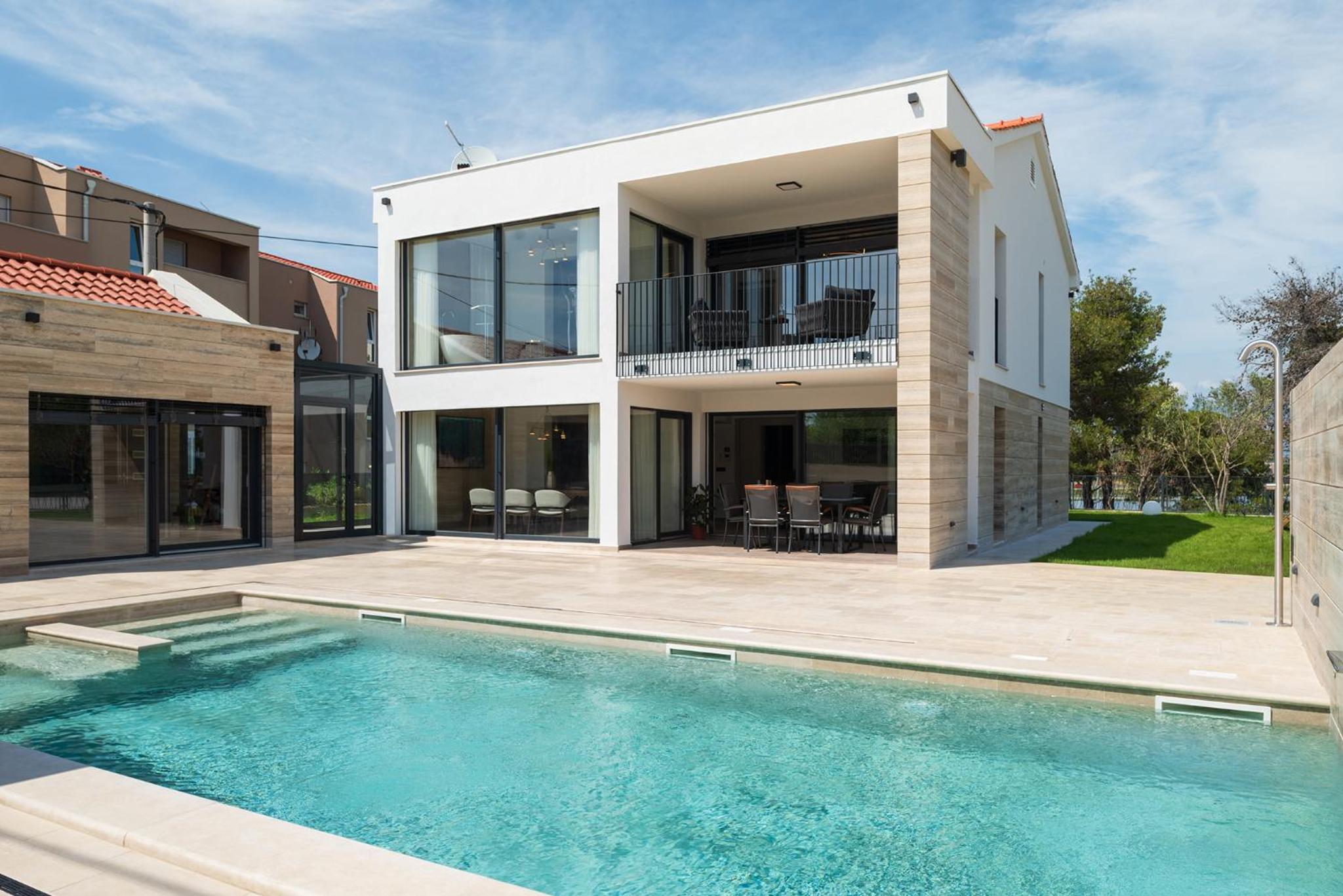 Luxury Villa Salt & Stone with spa area in Nin view 3