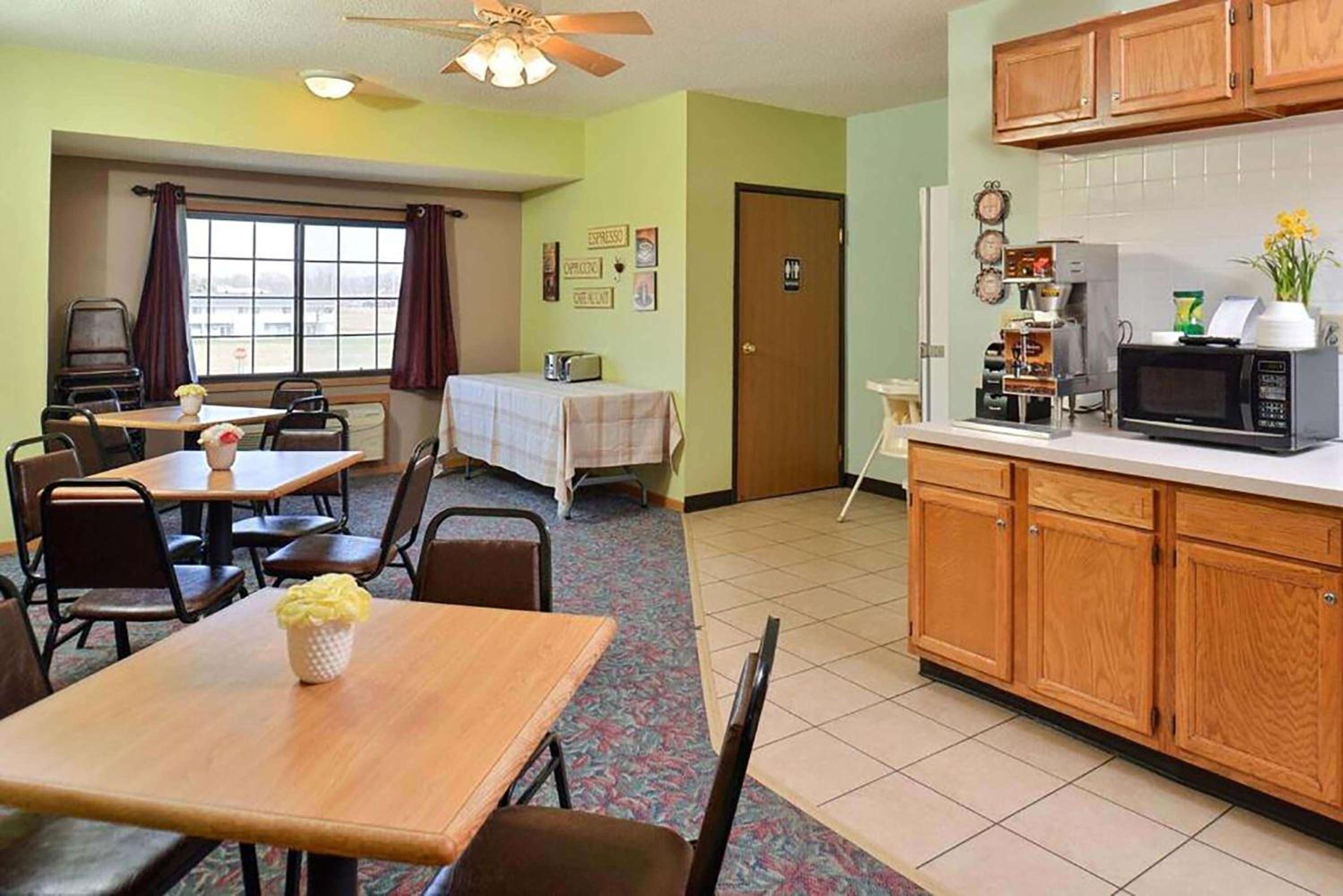 Alexandria Vacations - Sauk River Inn  Suites, a Travelodge by Wyndham - Property Image 1