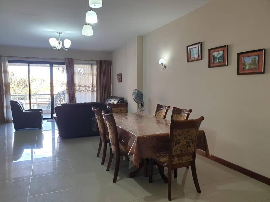 Heaven Heights - Fully Furnished Air Con Apartment photo 5