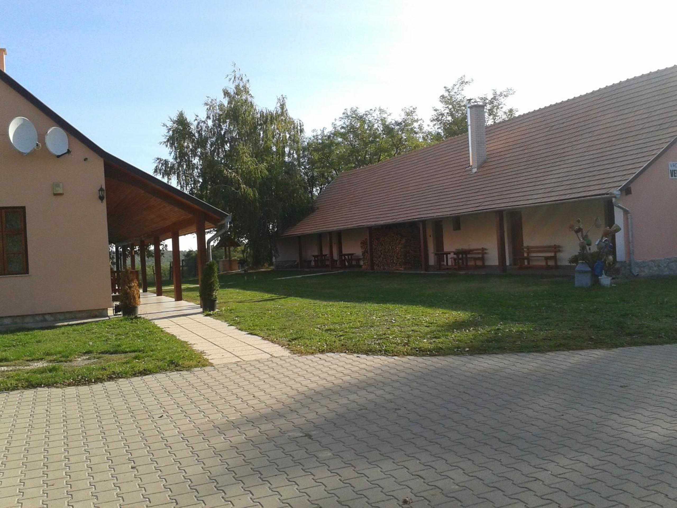 Photo 30