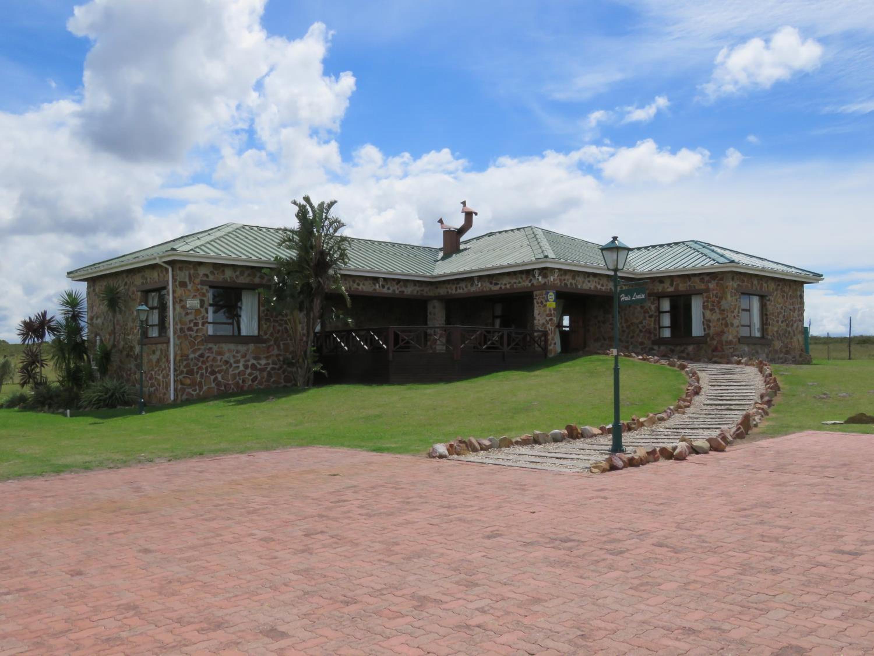 Mentors Country Estate