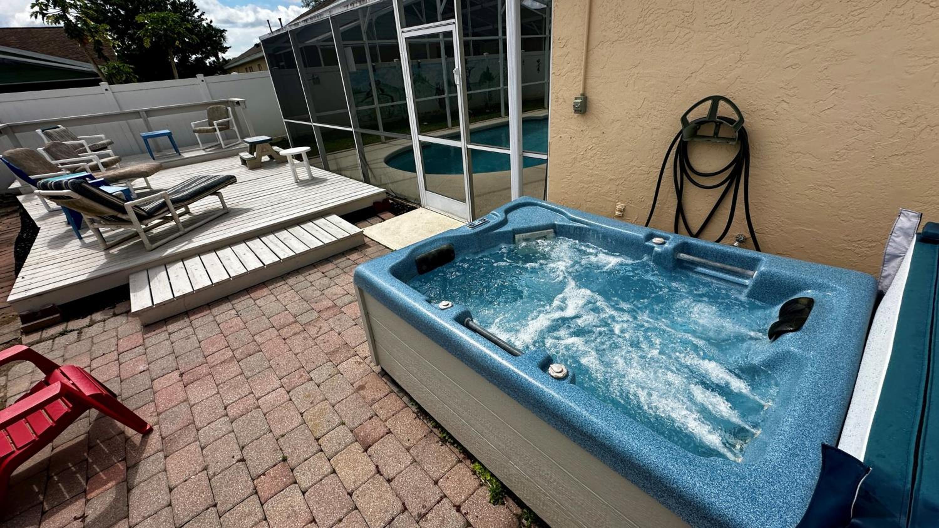 5 star on other sites See why Golf games pool hot tub 4m Disney sun deck Free Snacks