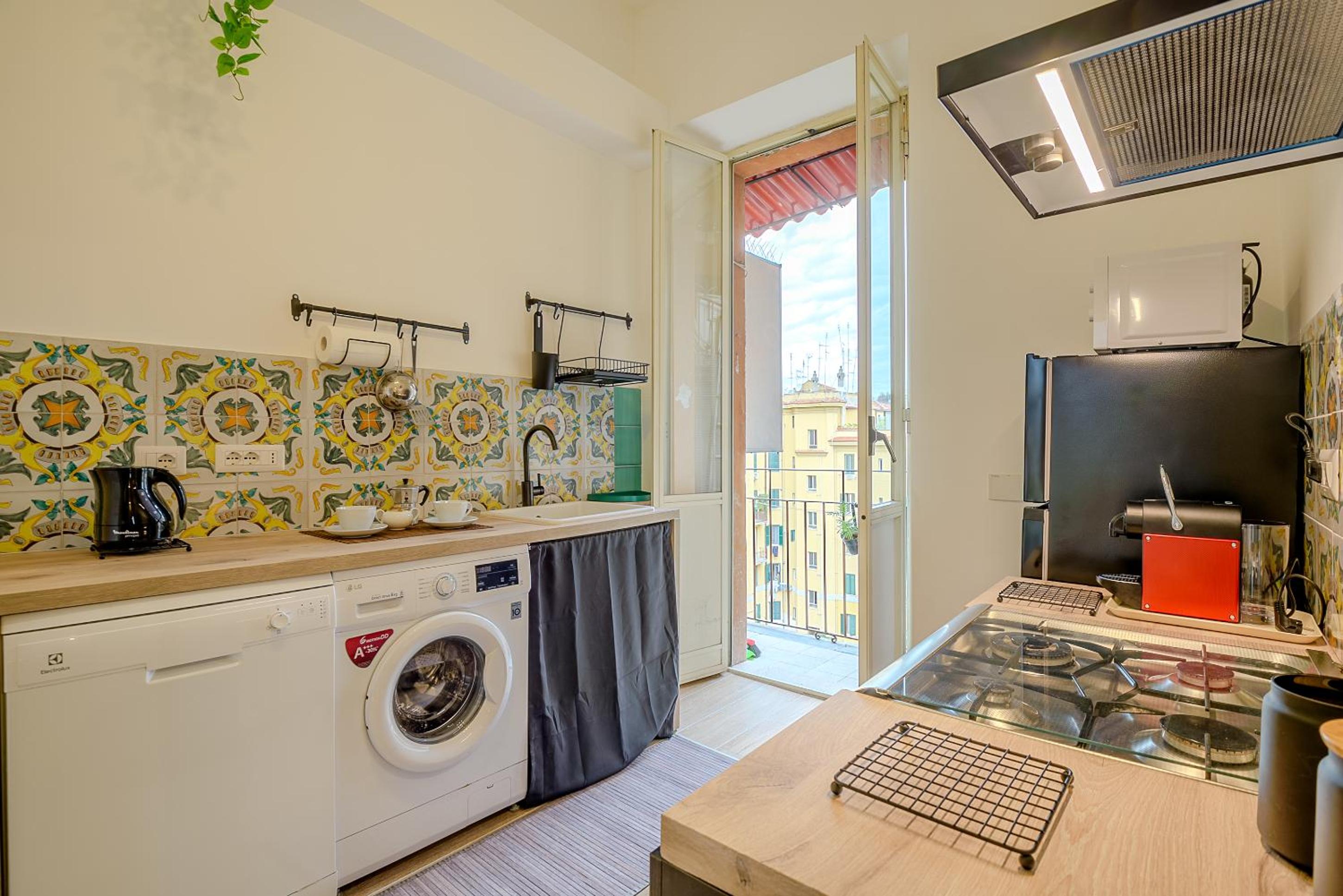 Candia Cento Apartment Vatican Museums