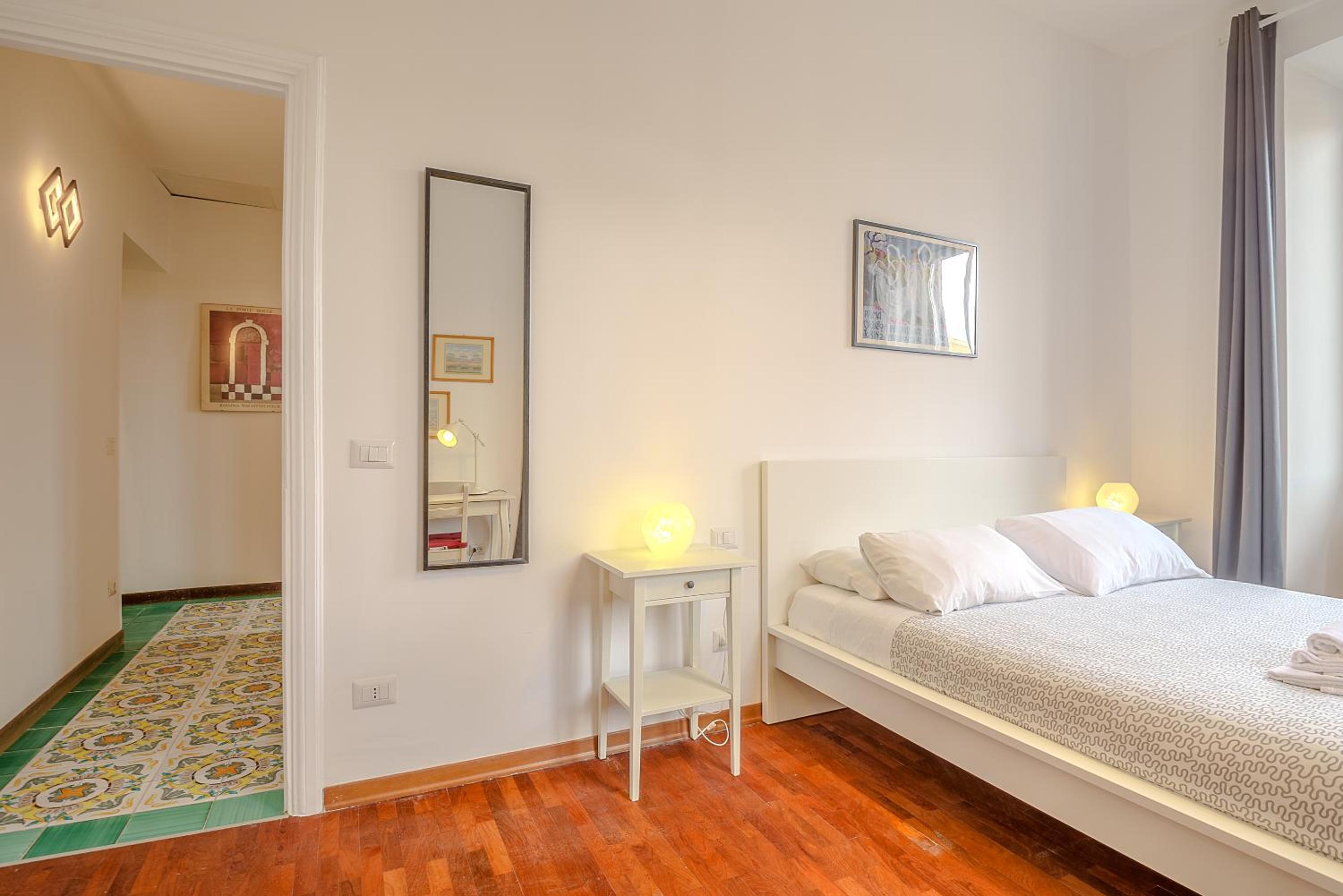 Candia Cento Apartment Vatican Museums