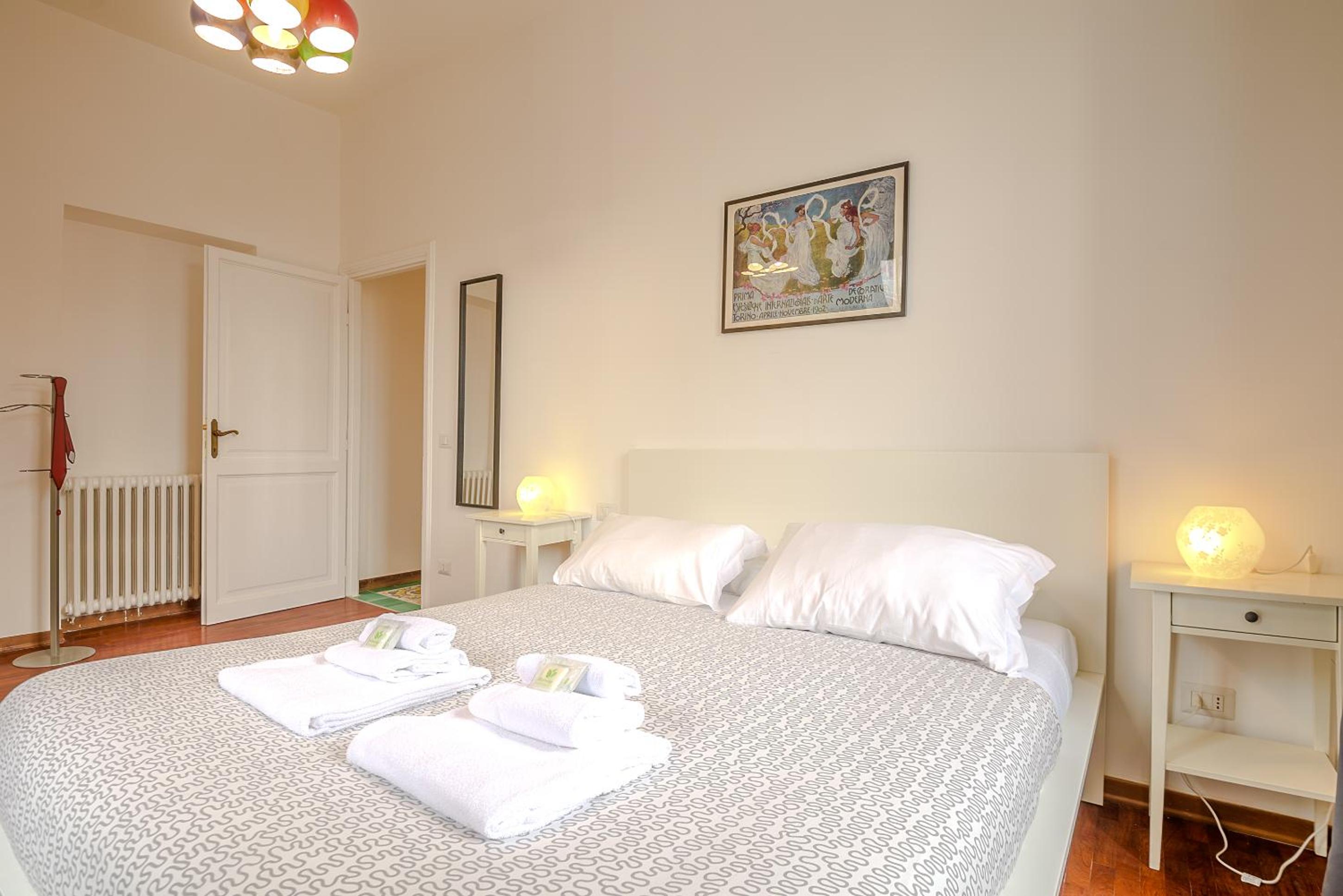 Candia Cento Apartment Vatican Museums