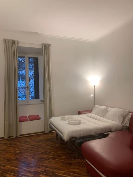 Spacious and cozy apartment in Piazza Verbano