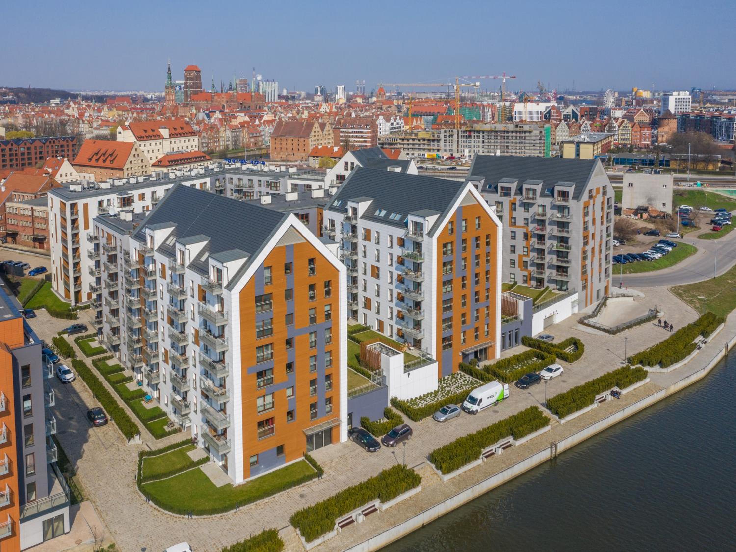 City Center - Riverside by Apartmore view 2