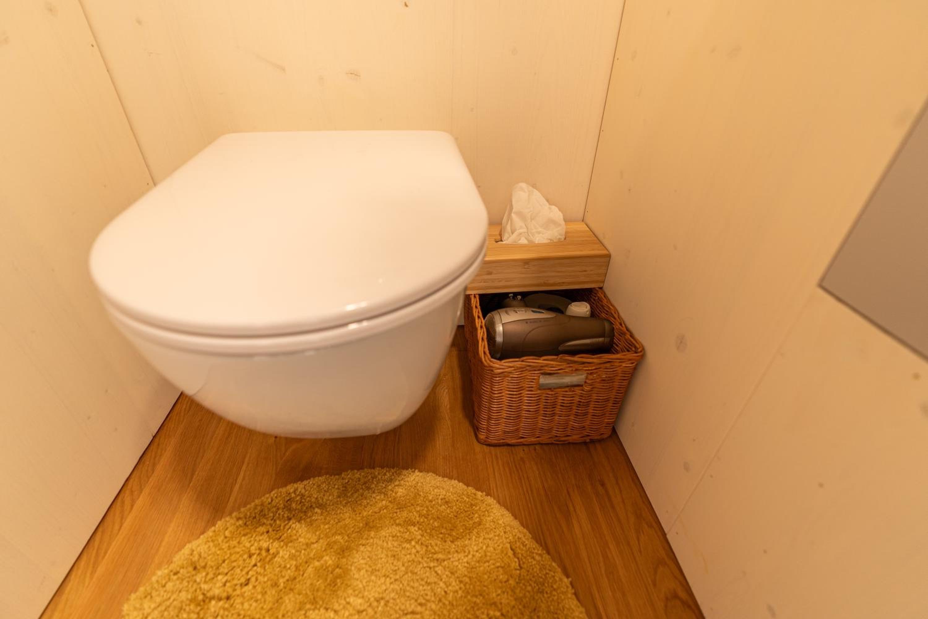 Tiny House Chez Claudine - Relaxen, Workspace, Nähe Thermen, Netflix, free Parking & Wifi