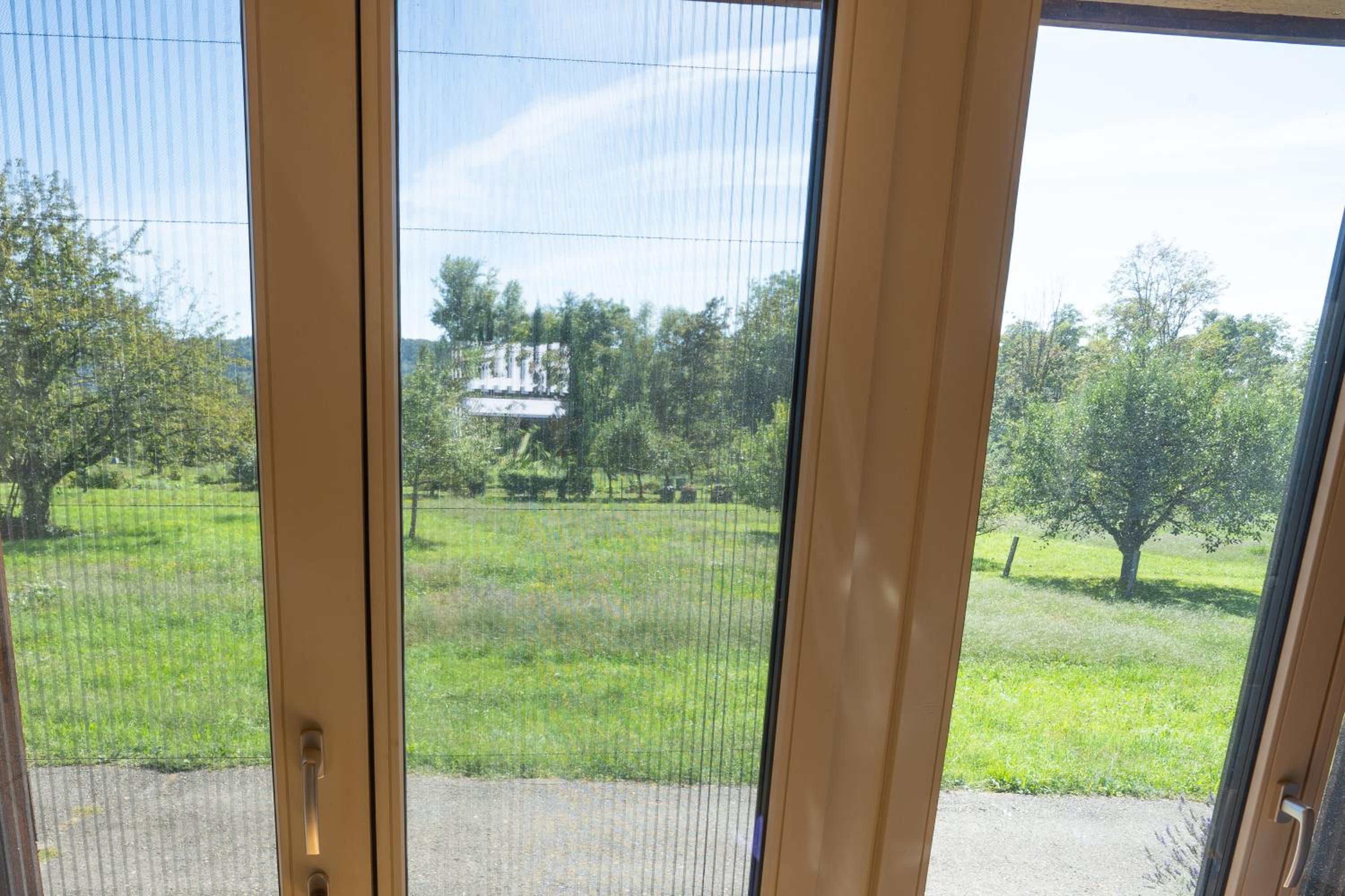 Tiny House Chez Claudine - Relaxen, Workspace, Nähe Thermen, Netflix, free Parking & Wifi