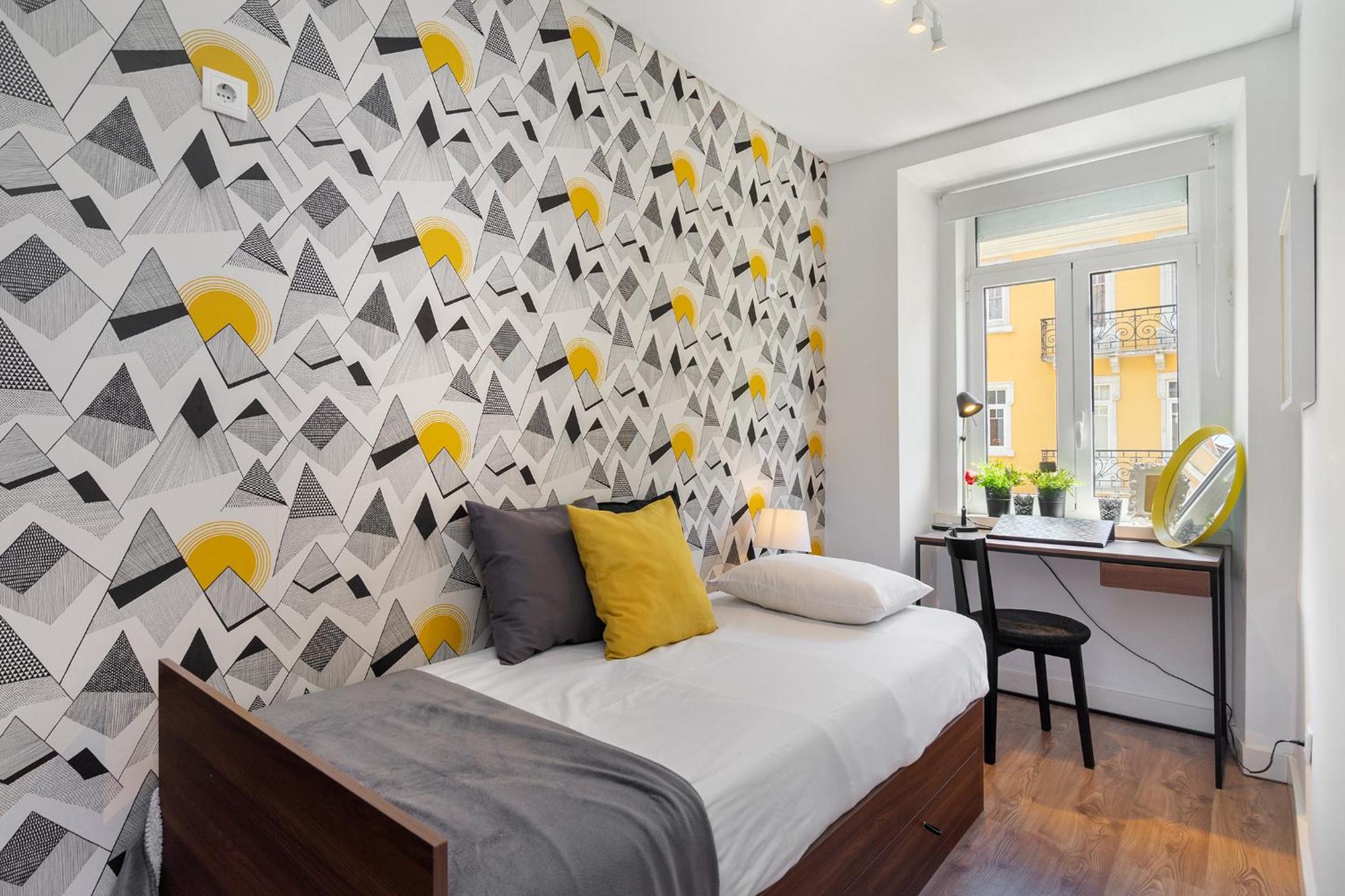 WHome City Oasis Extravaganza: Lisbon's Supreme Retreat view 4
