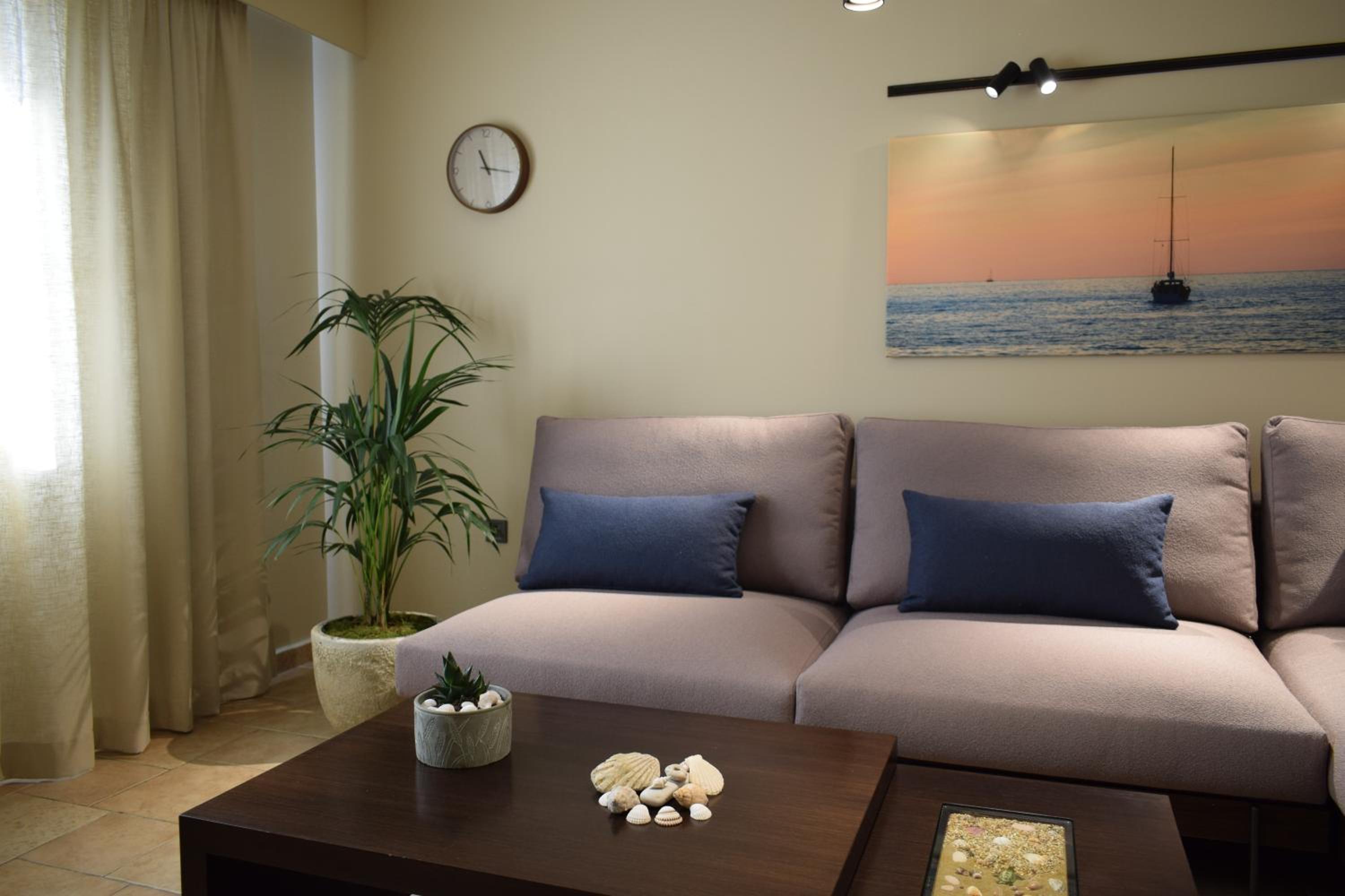Apeiron Villas - Olive Forest Apartment