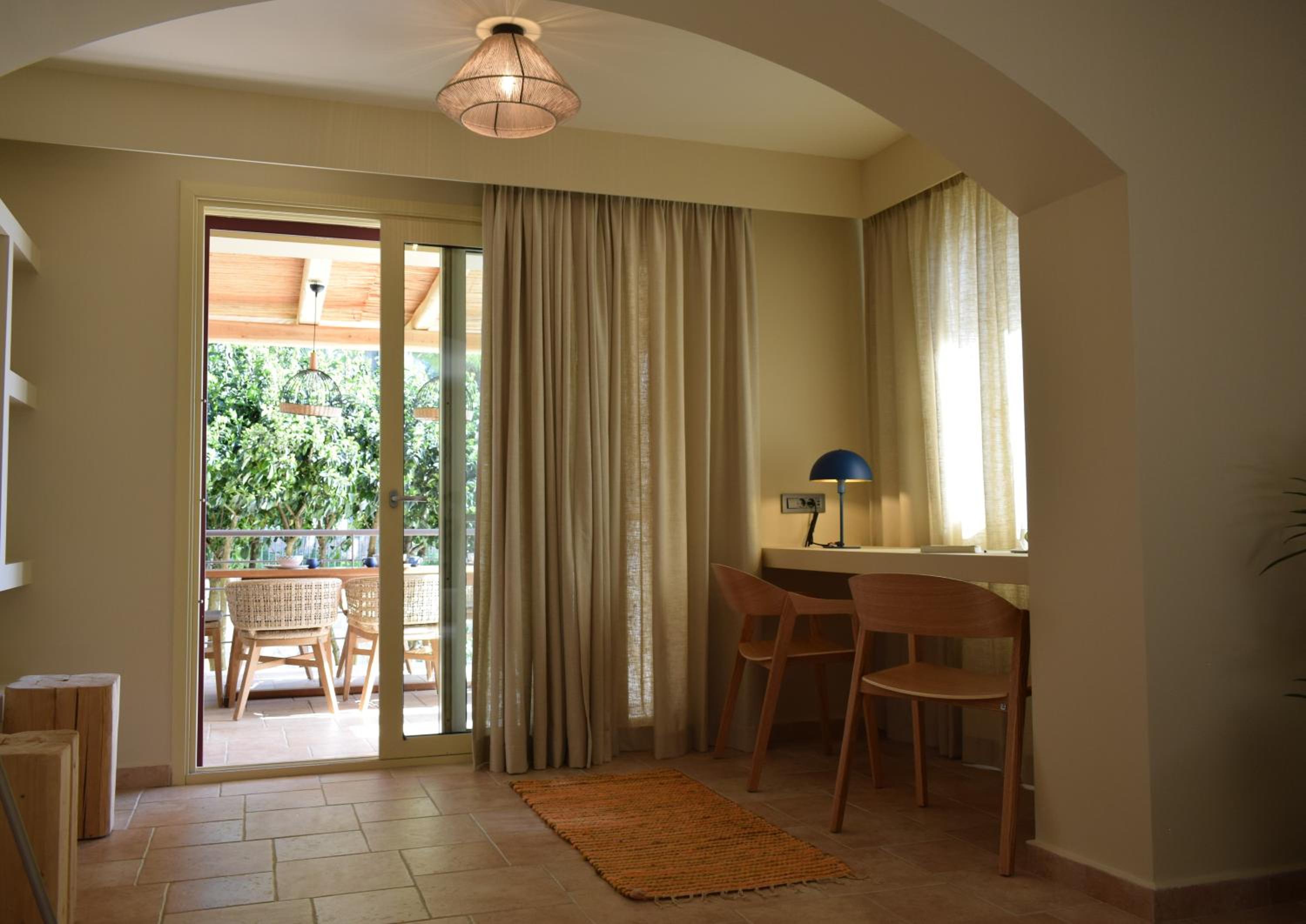 Apeiron Villas - Olive Forest Apartment
