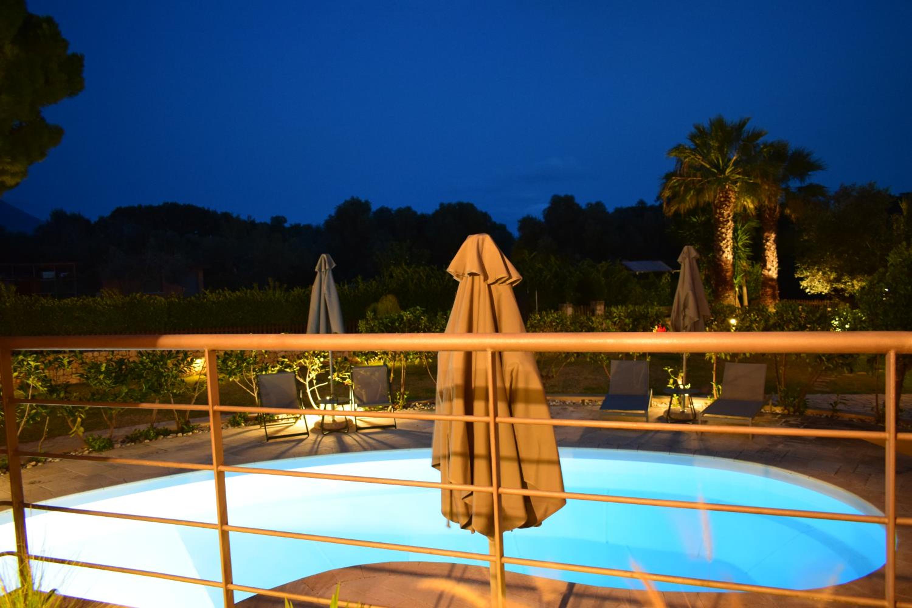 Apeiron Villas - Olive Forest Apartment