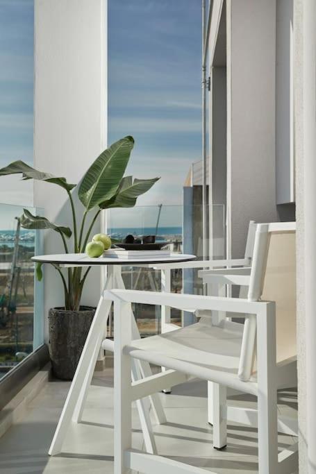 CW Athens Riviera Suite