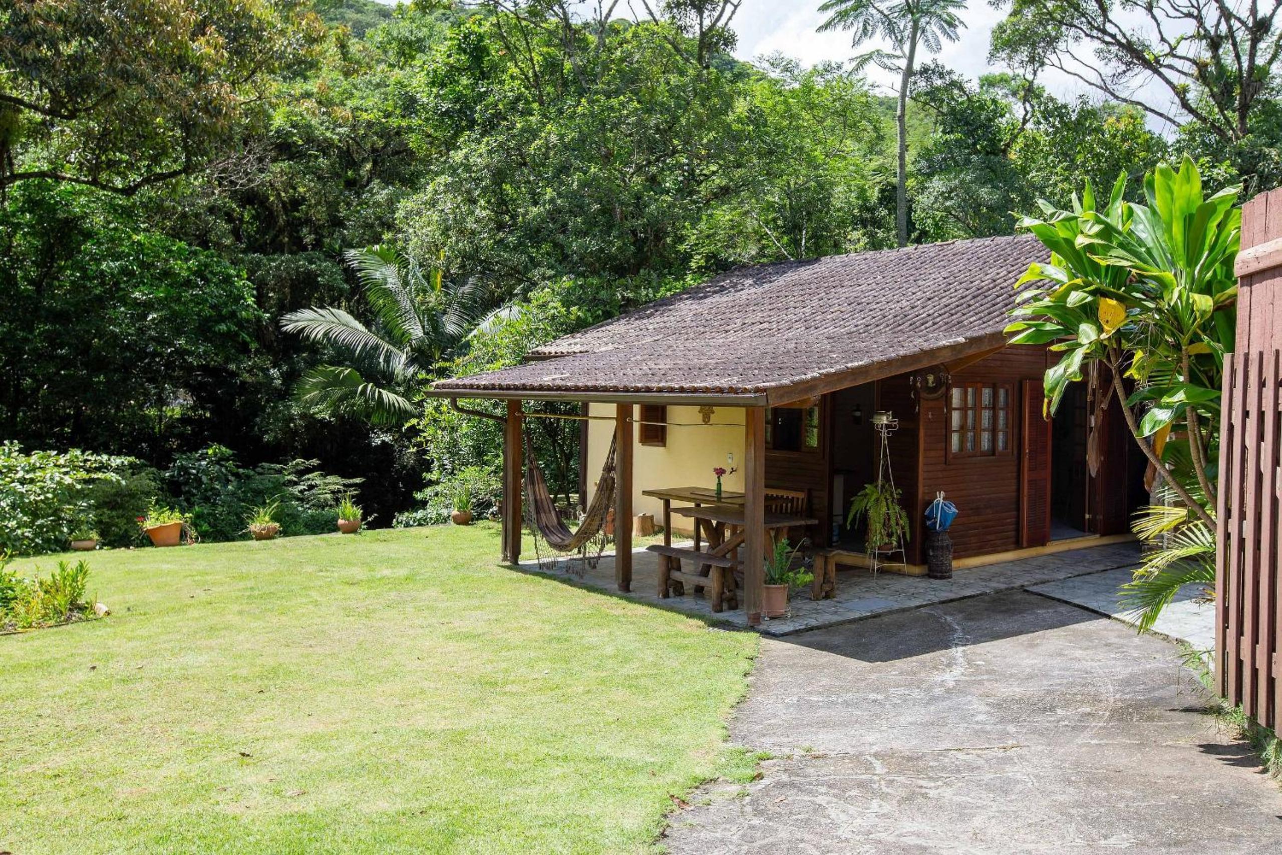 Cachoeira Privativa + Termas a 8min e momento em família
