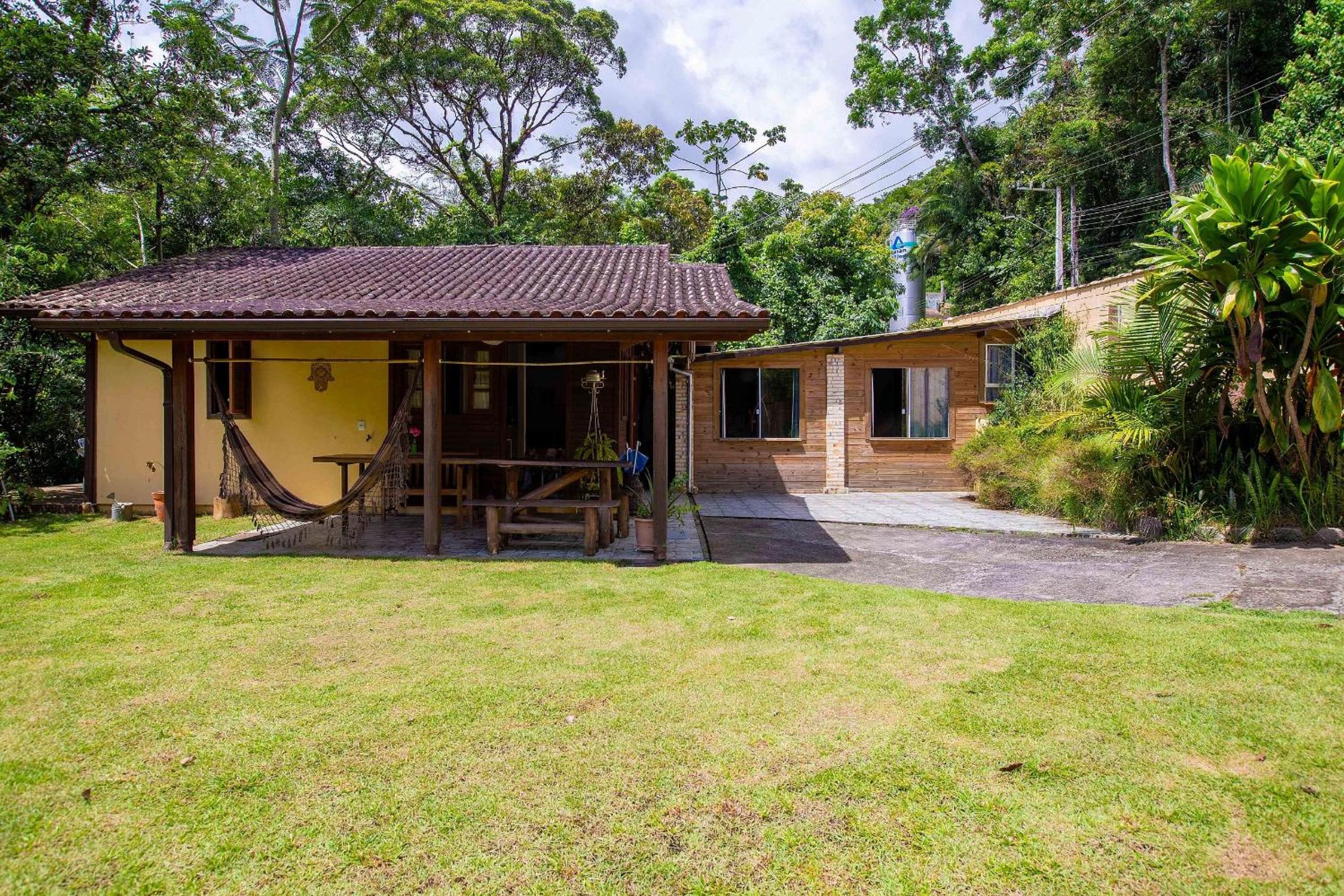 Cachoeira Privativa + Termas a 8min e momento em família