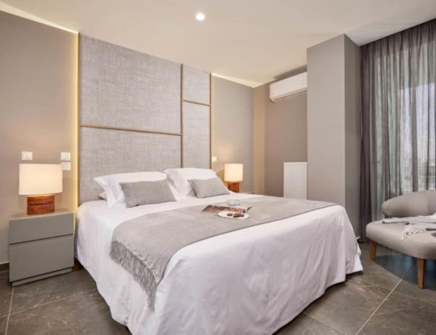 CW Athens Riviera Suite