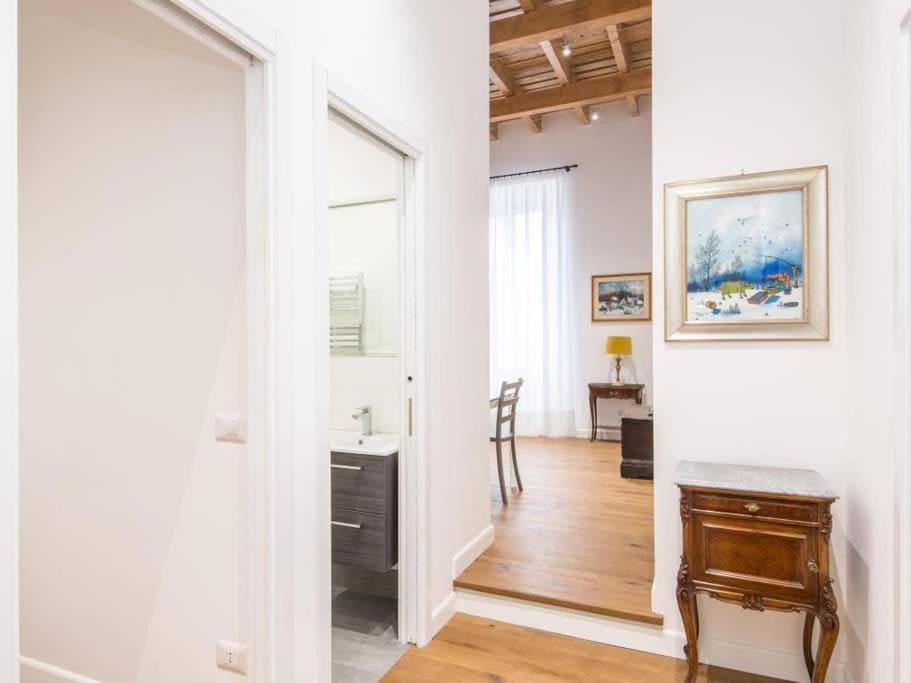 Trastevere Luxury Bright Apartment
