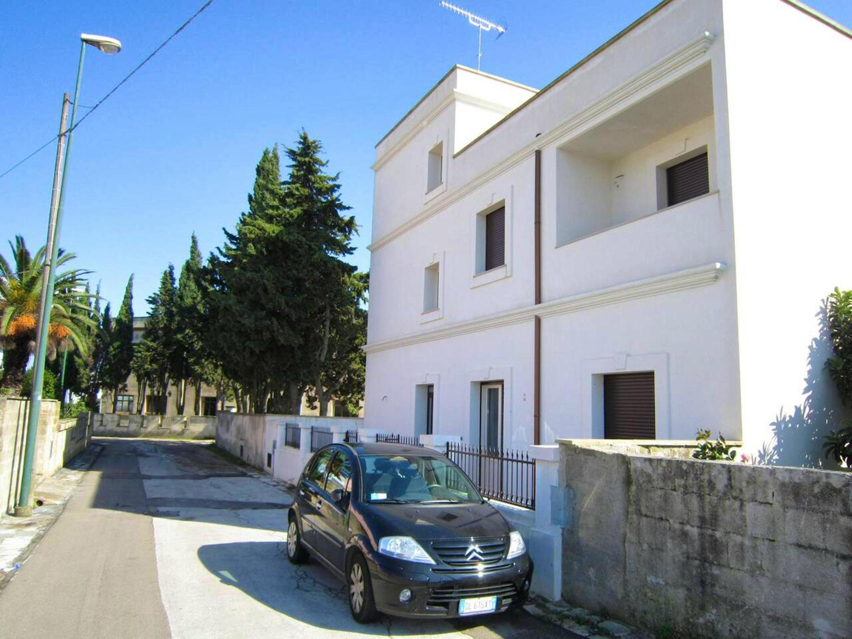 Cozy apartment in Gagliano del Capo 60 m² with spacious balcony view 4