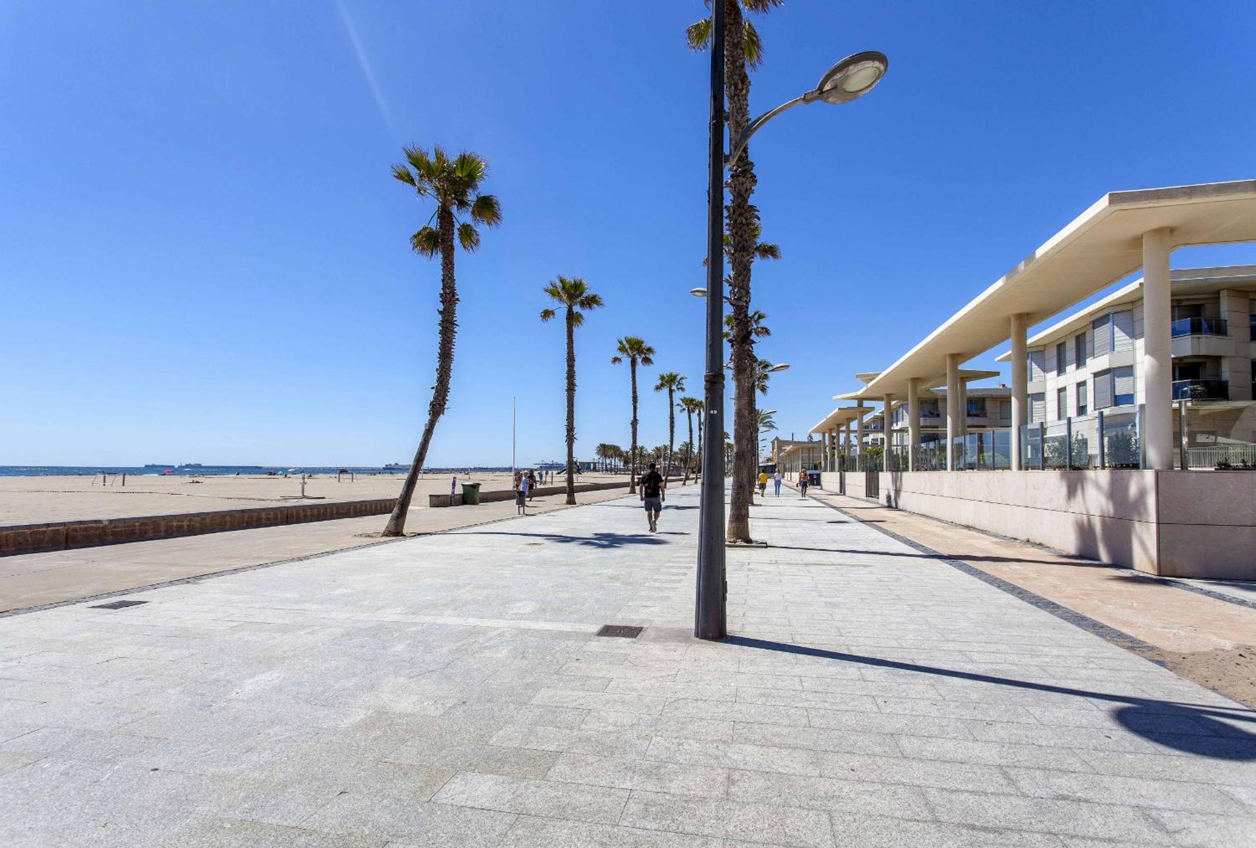 Patacona Mediterranean Beach